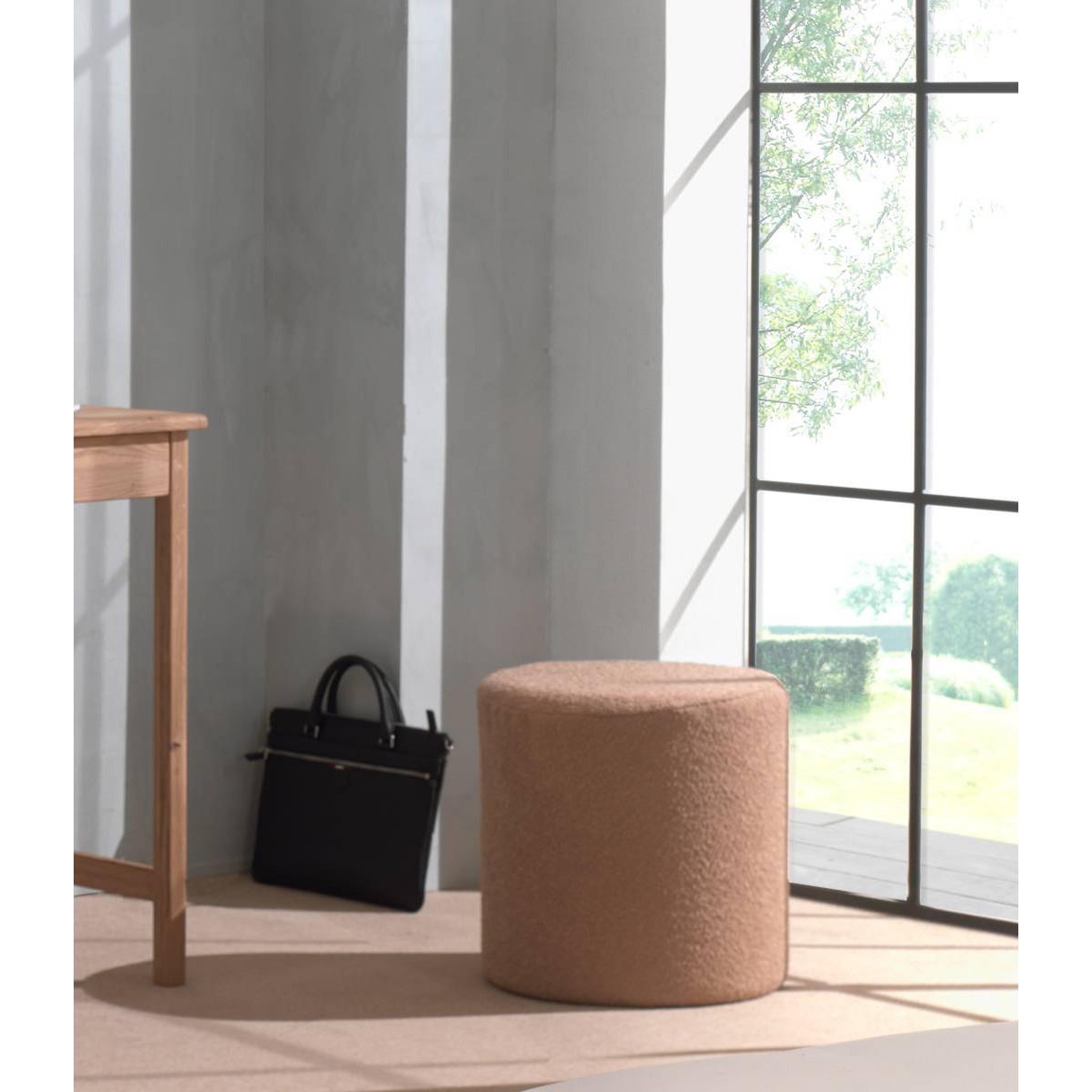 Voir la diapositive 2 : Paris Prix Pouf cylindrique bouclé  nature  41cm brun