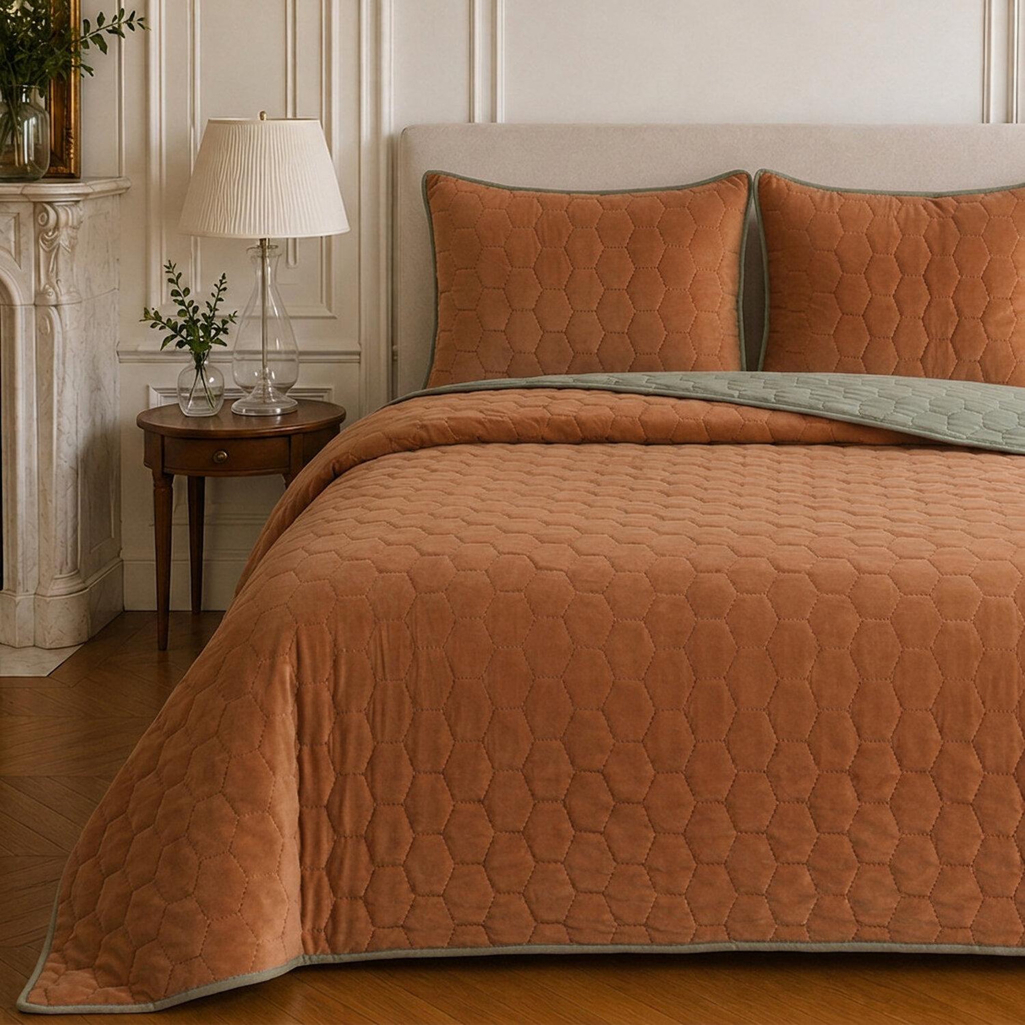 Voir la diapositive 3 : Home collection Couvre-lit matelassé réversible