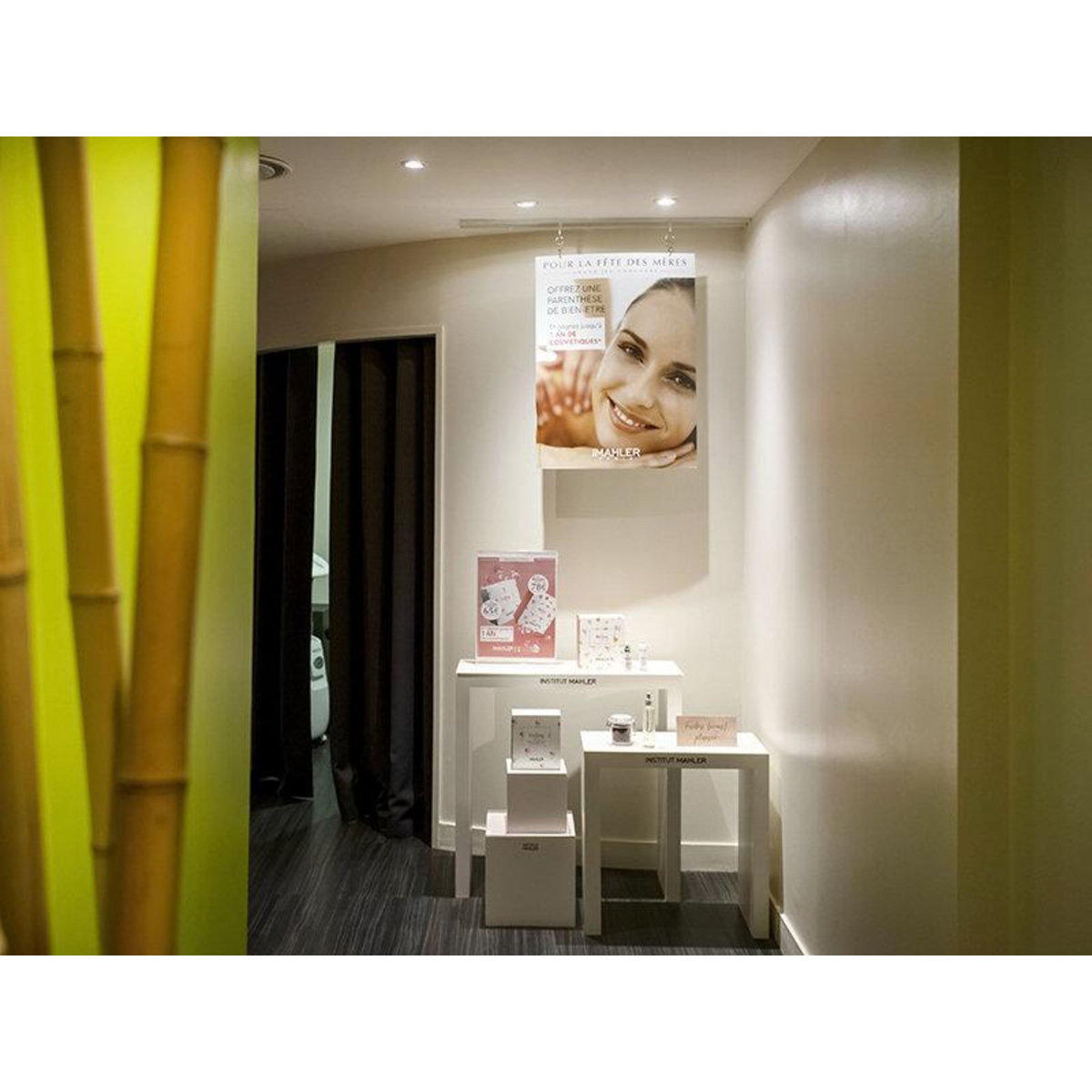 Smartbox Soin du visage d'1h15 avec examen de peau en institut à Bordeaux - Coffret Cadeau Bien-être