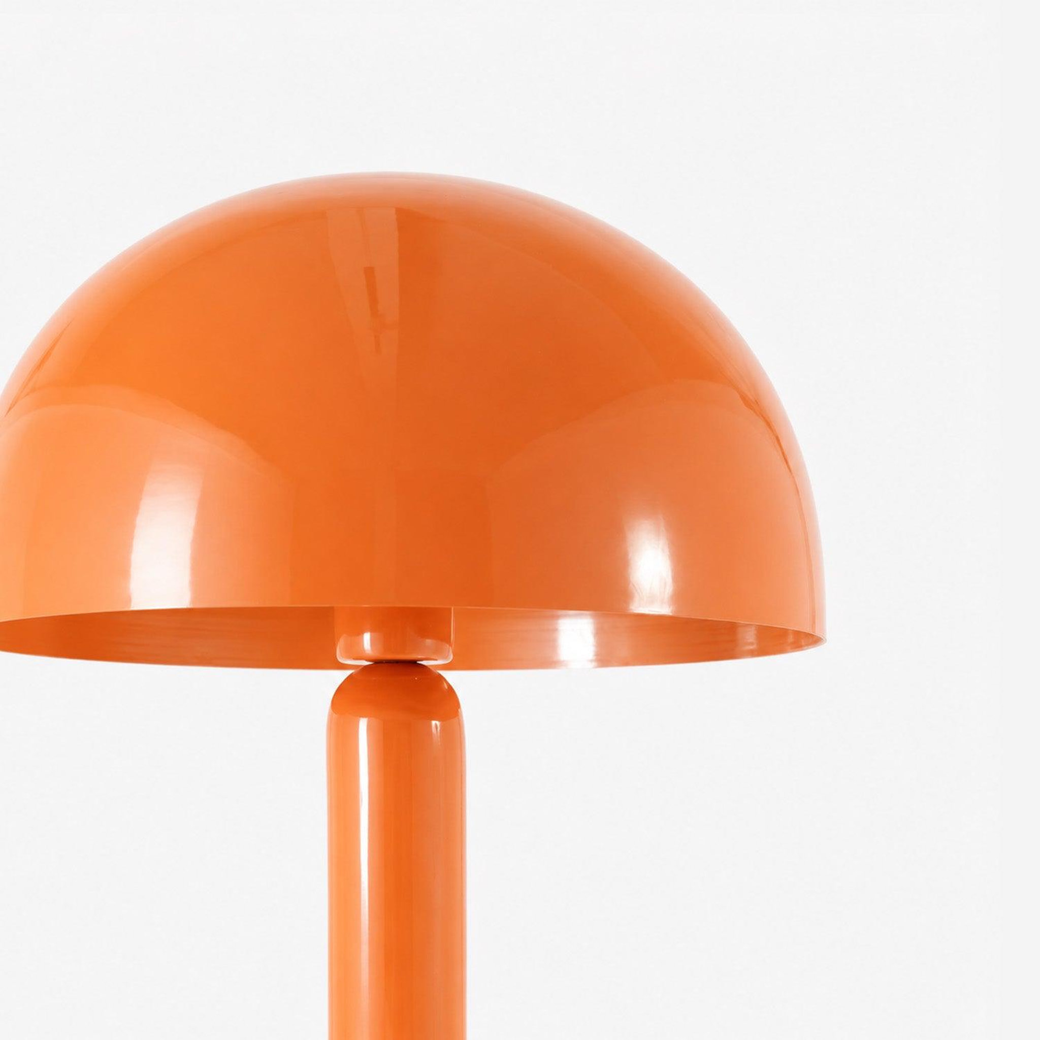Voir la diapositive 5 : MAISON PAVANE Lampadaire en bois et métal orange-romy