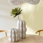 Voir la diapositive 3 : Paris Prix Vase Design en Céramique  Naos  25cm Beige