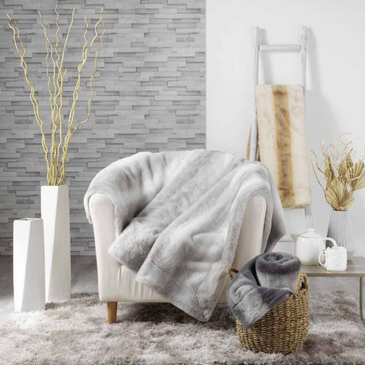 Paris Prix Plaid Imitation Fourrure  Cougar  125x150cm Naturel