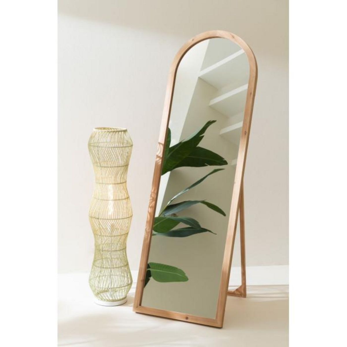 Paris Prix Lampadaire Torsade en Rotin  Etta  101cm Vert