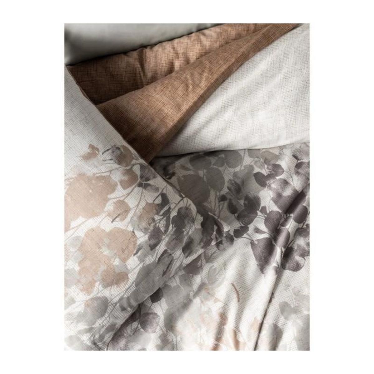 GENERIQUE Parure de lit - 129CTN64855 - 1 housse de couette 220 x 240 cm + 2 taies d'oreiller 60 x 60 cm - Satiné 100% coton - Gris