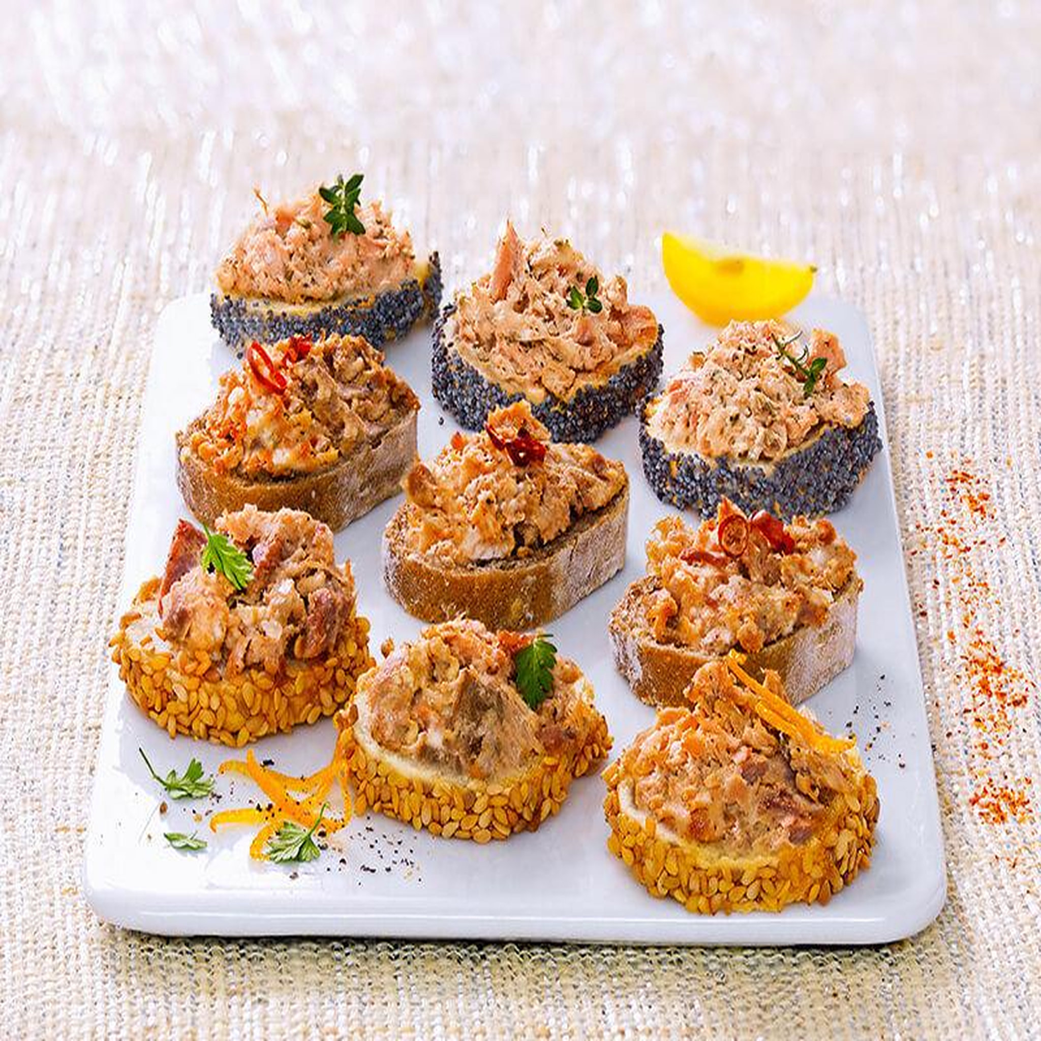 Voir la diapositive 2 : Smartbox Repas gourmands à grenoble - coffret cadeau gastronomie
