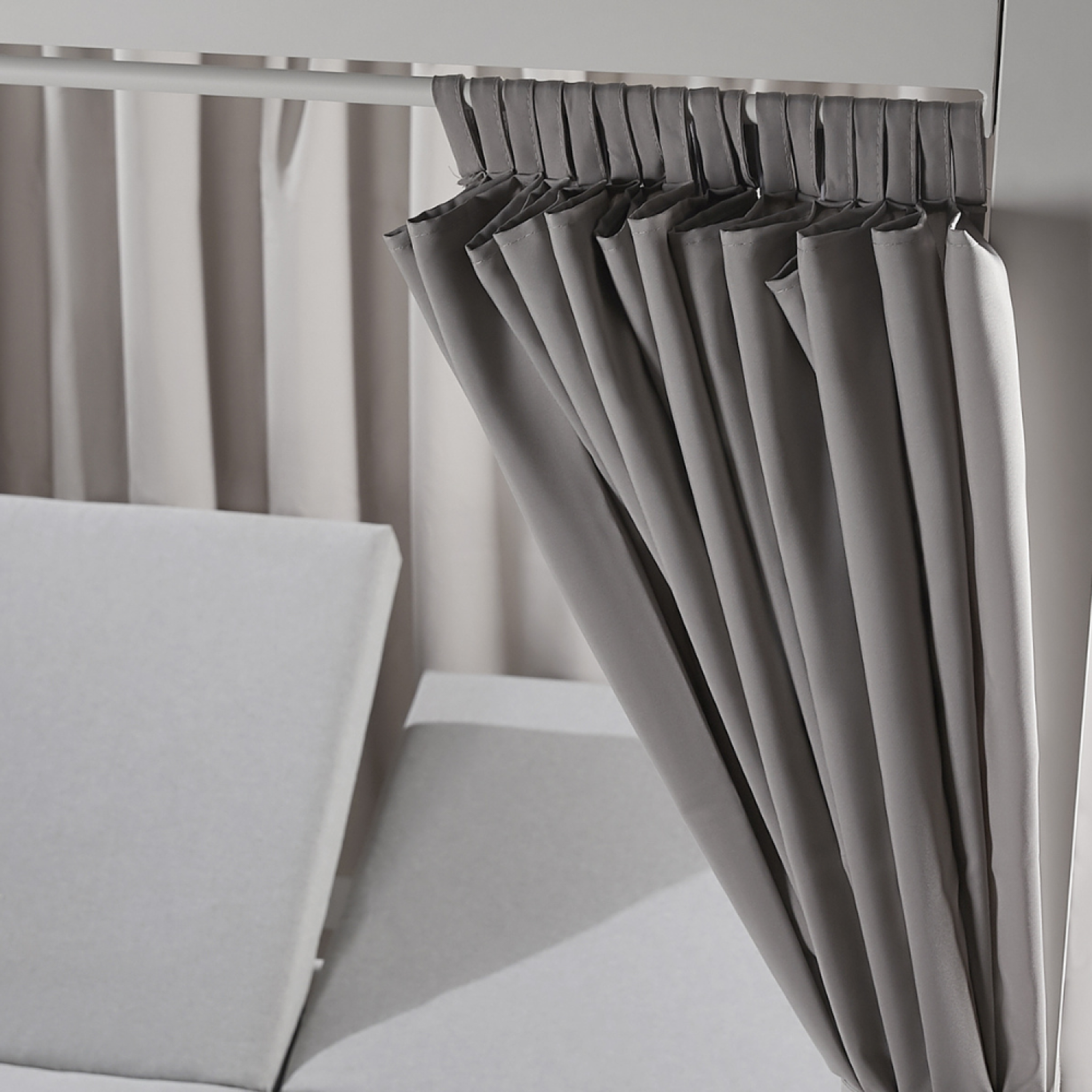 Voir la diapositive 5 : CONCEPT USINE Lit de jardin 2 places gris cordoue