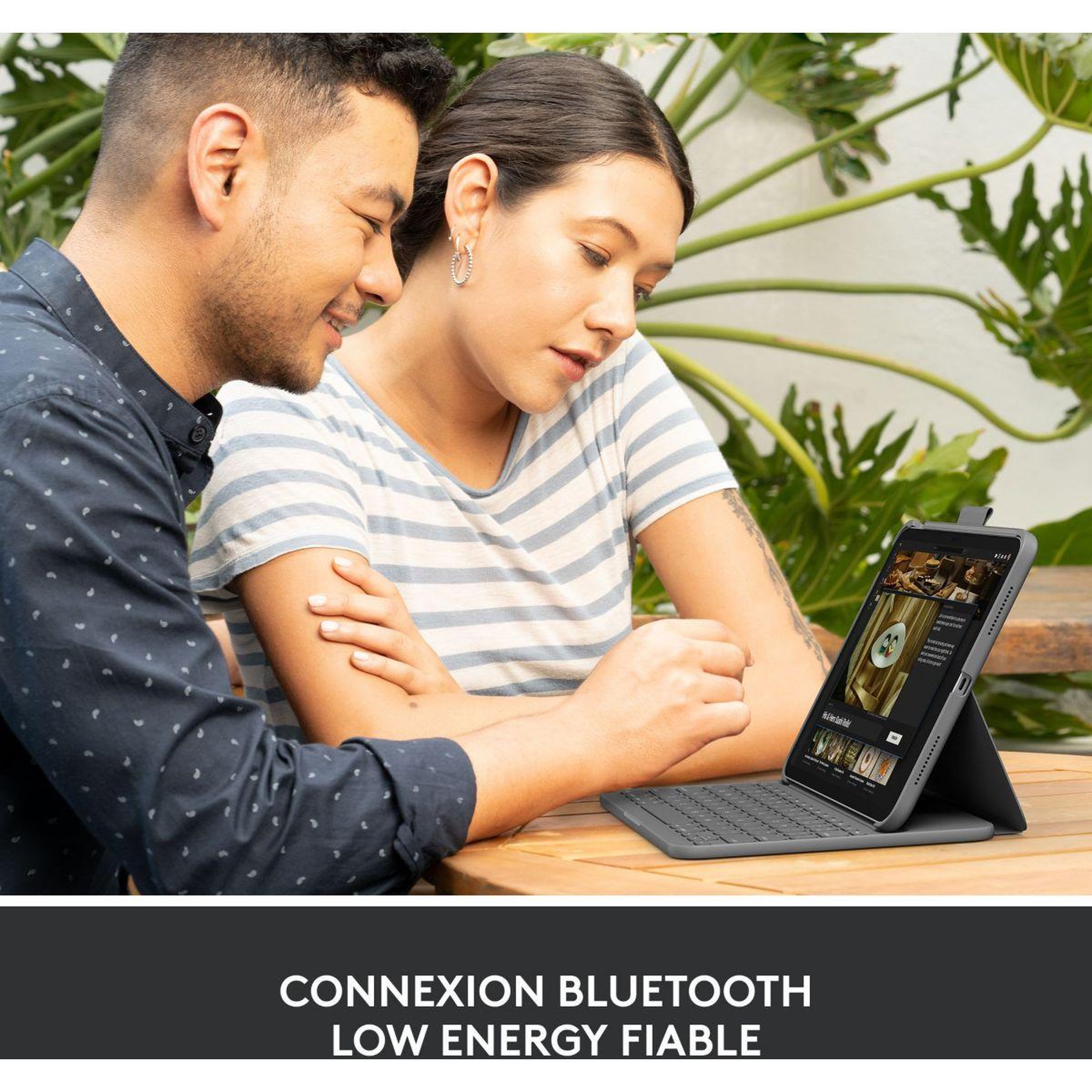 Voir la diapositive 4 : Logitech Etui Etui Slim Folio pour iPad 10eme gen 10.9, iPad A16 (2025)