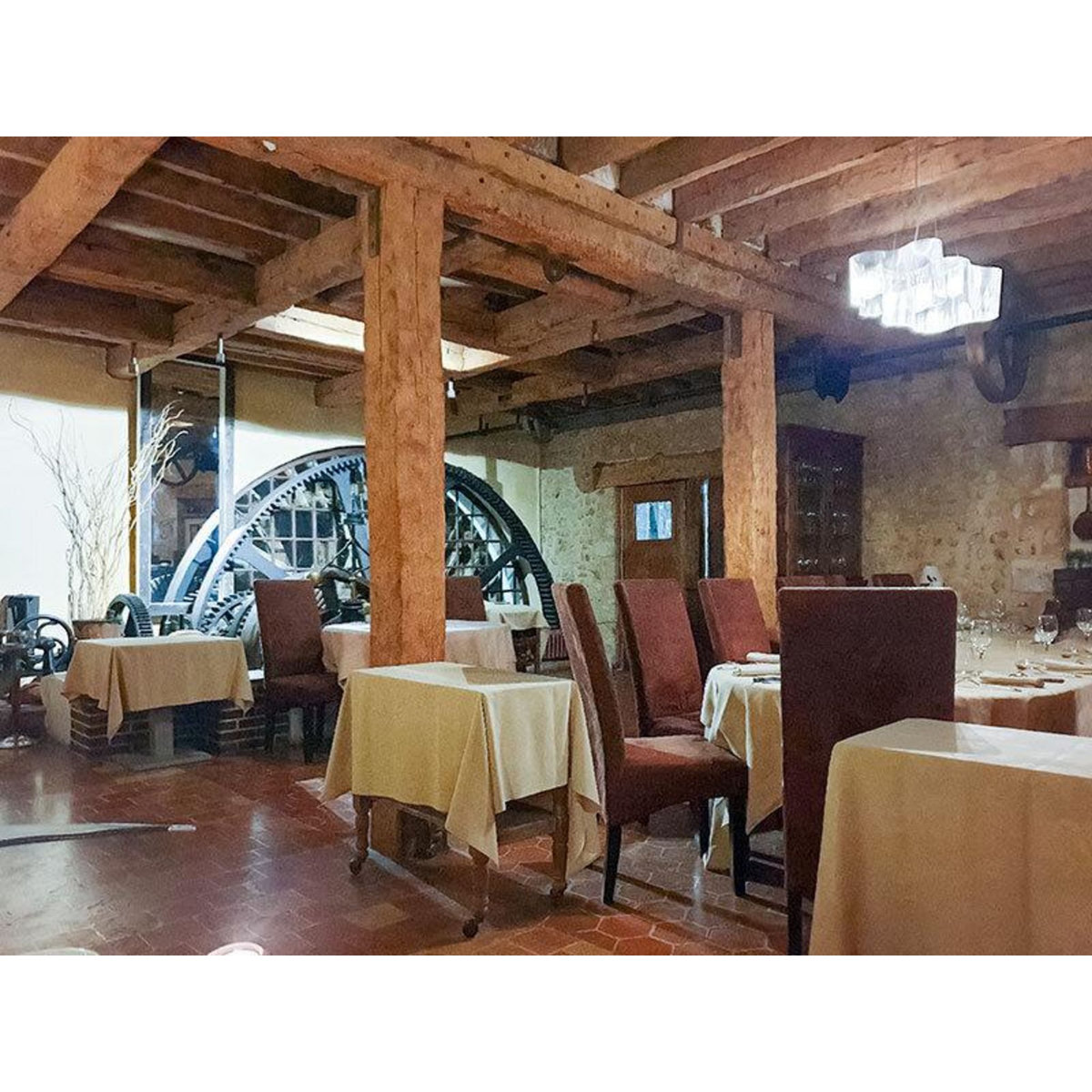 Smartbox Escapade en château 4* avec dîner gastronomique et accès au spa dans le Perche - Coffret Cadeau Séjour