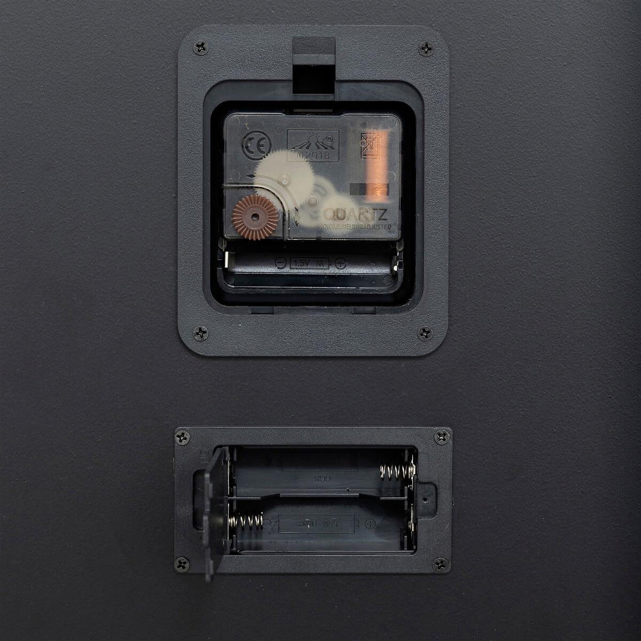 Voir la diapositive 4 : ATMOSPHERA Horloge murale mécanisme  parker  80cm argent