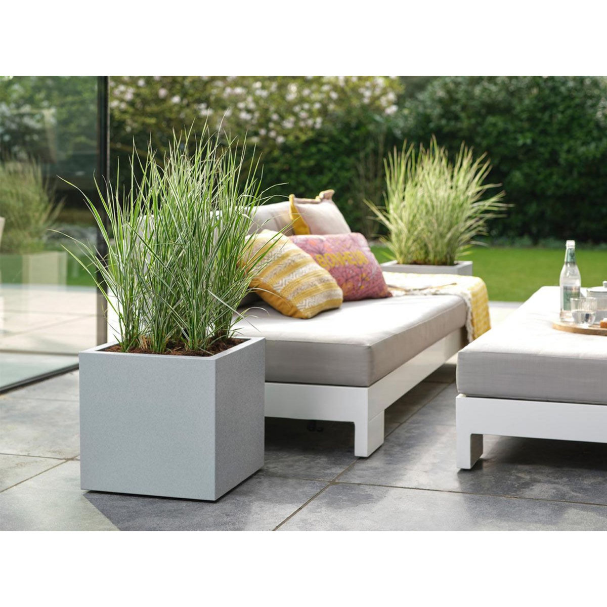 ELHO Jardinière carré en plastique 40 x 40 cm Elho Vivo Next Square ciment clair