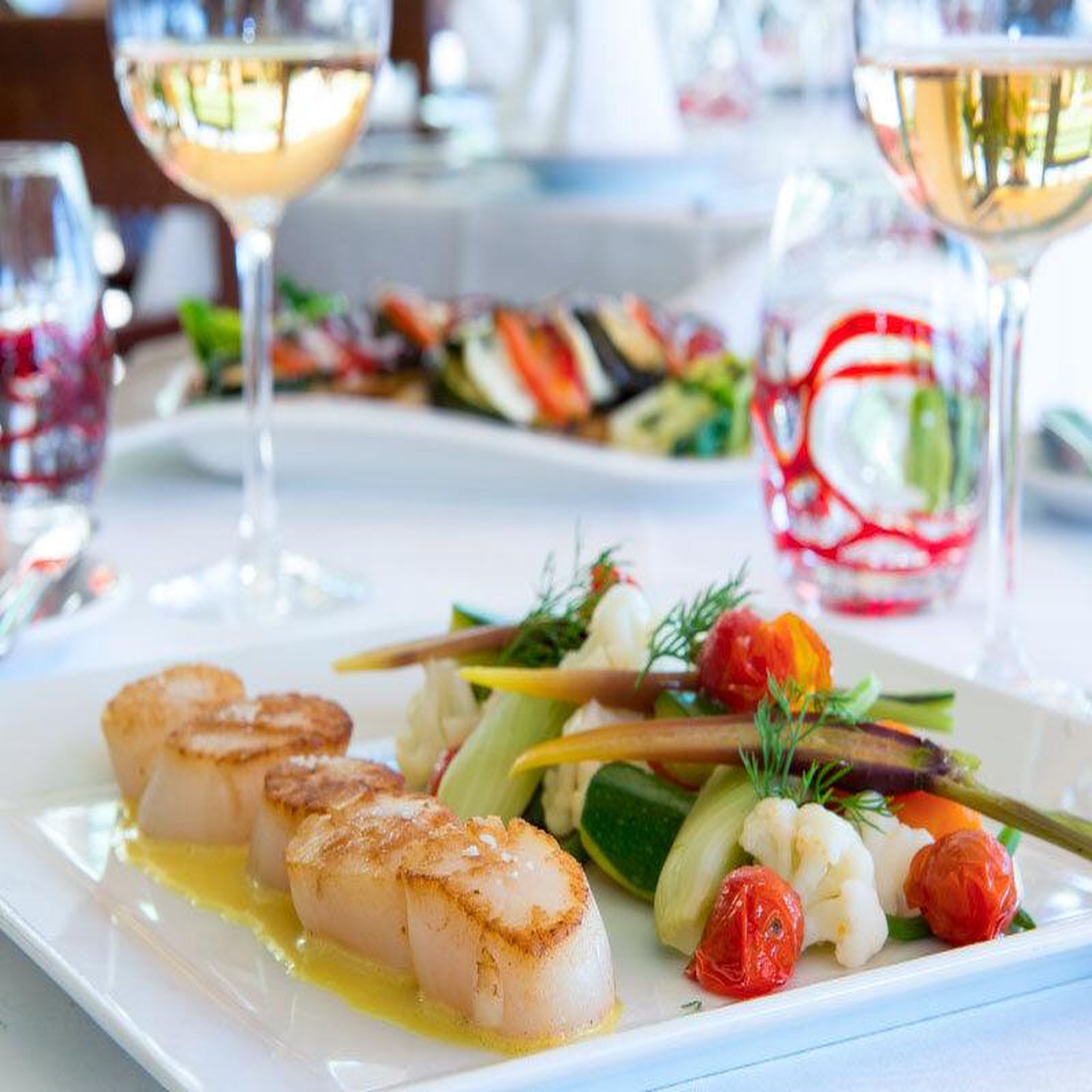 Voir la diapositive 6 : Smartbox 2 jours avec dîner en hôtel 4* sur la promenade des anglais à nice - coffret cadeau séjour