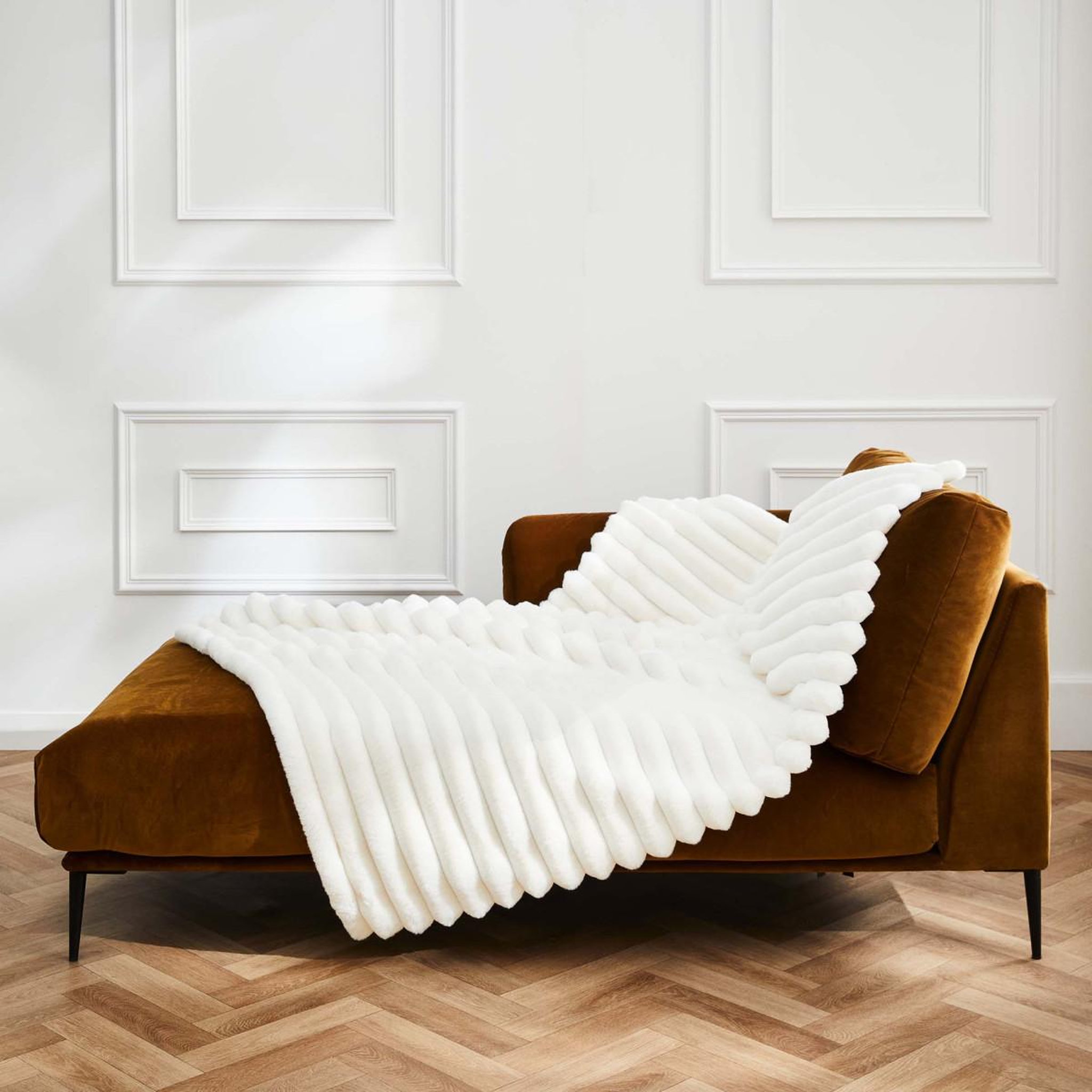Voir la diapositive 4 : Douceur d'Intérieur Plaid imitation fourrure   boudoir  125x150cm naturel