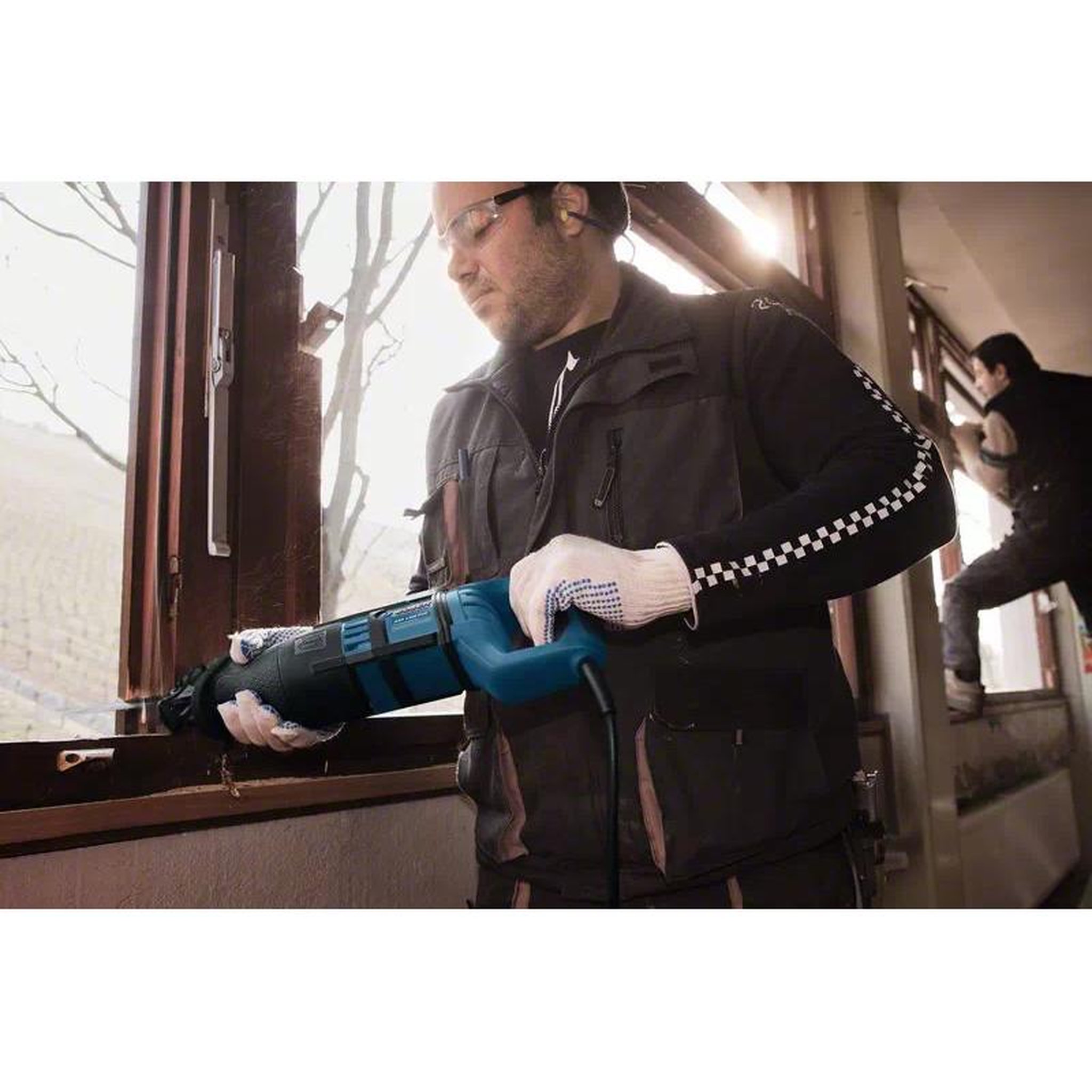 Voir la diapositive 6 : BOSCH Scie sabre professionnelle 1300w - 0 601 64e 200