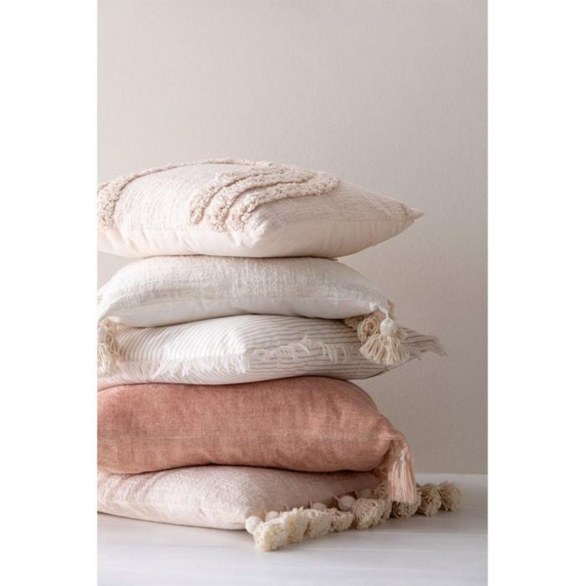 Paris Prix Coussin Déco Pompons  Bella  48x48cm Beige