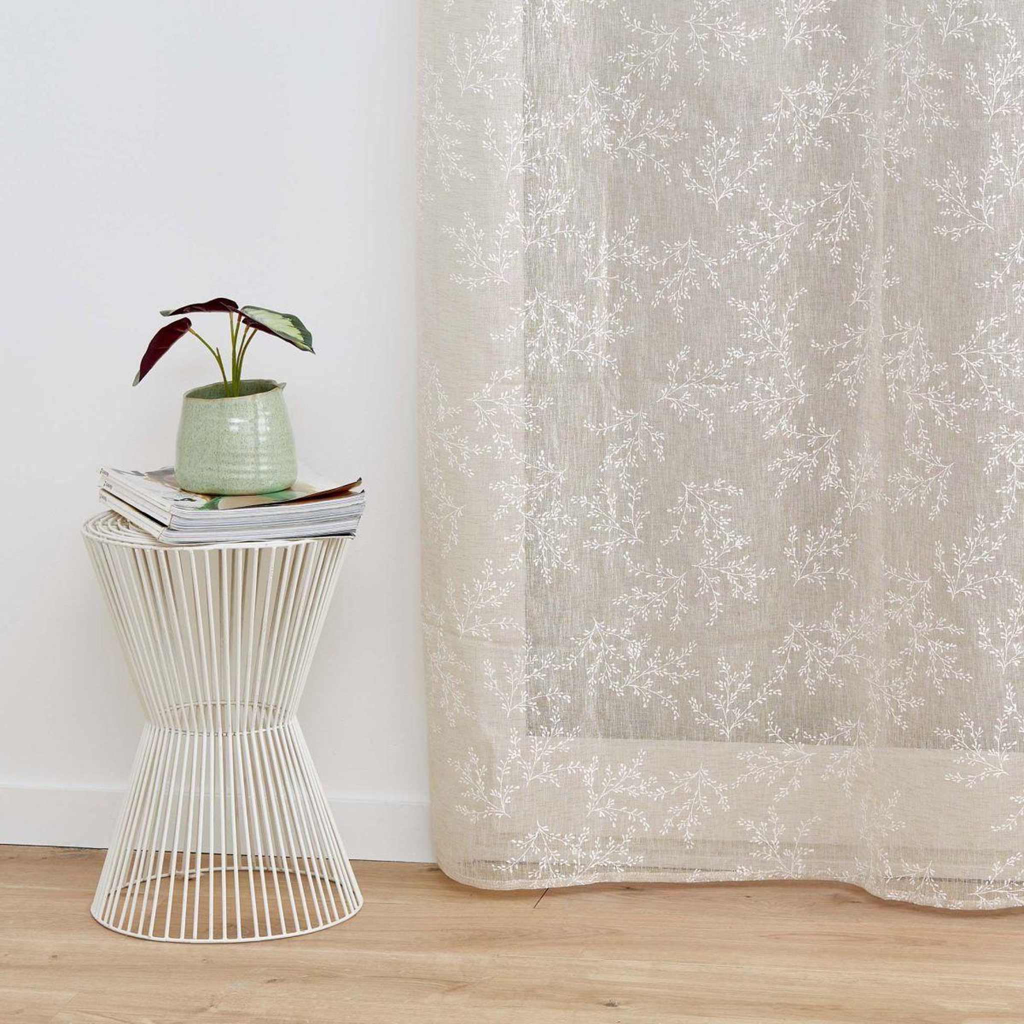 Voir la diapositive 3 : Douceur d'Intérieur Rideau voilage à œillets  karla  140x280cm taupe