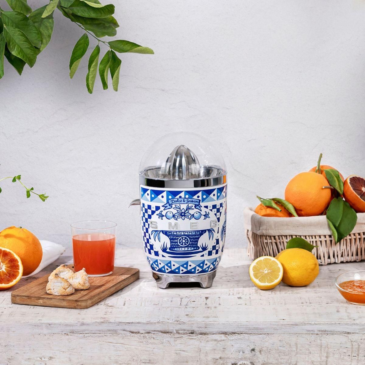 SMEG Presse-agrumes CJF01DGBEU