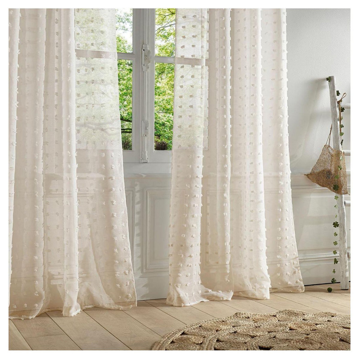 ATMOSPHERA Rideau Voilage à oeillets métal en polyester motifs plumetis 140x240cm LILY 