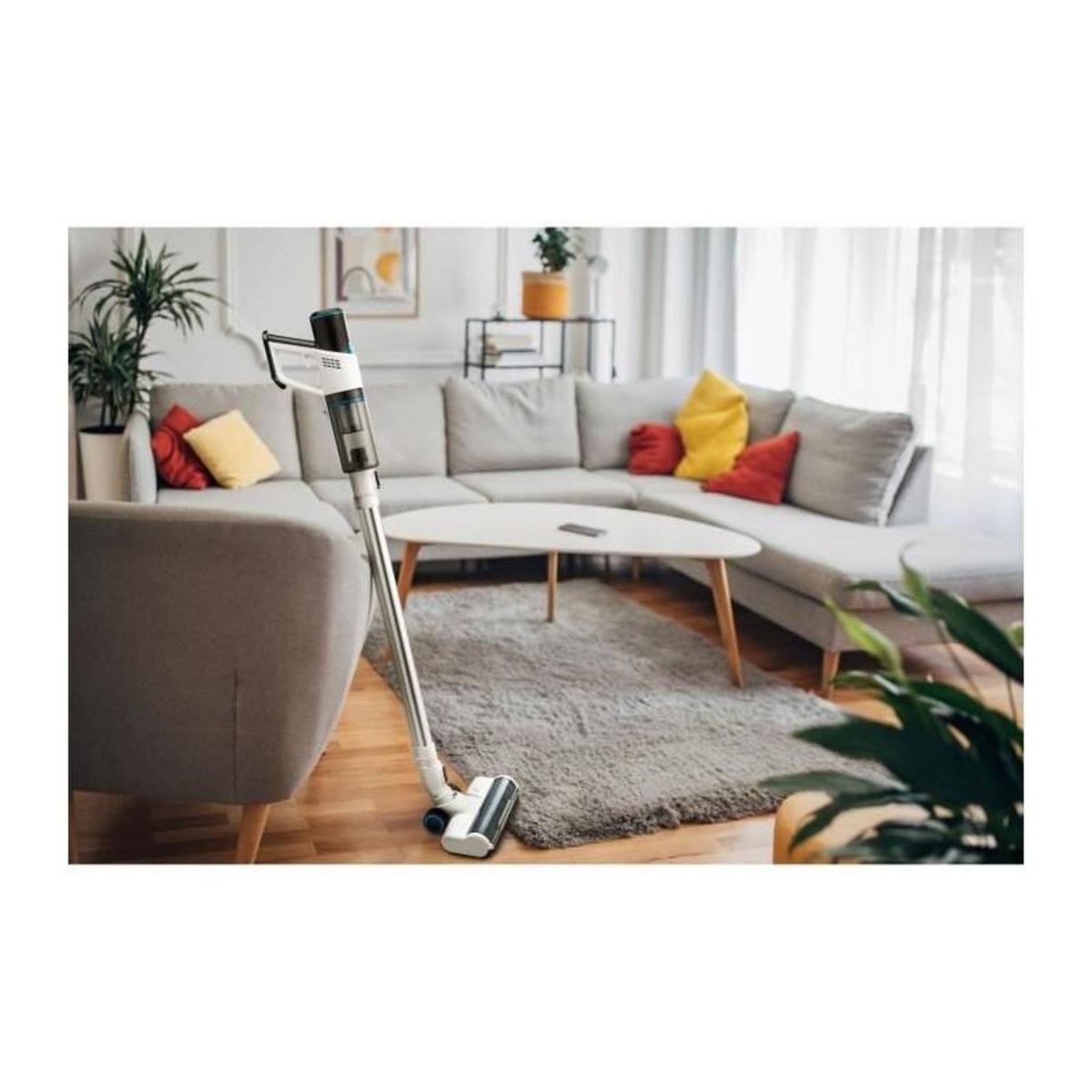 Medion MEDION P250 - Aspirateur Balai sans Fil - Puissance 2.200 mAh - Léger : 2.1 Kg - 3 modes de Nettoyage