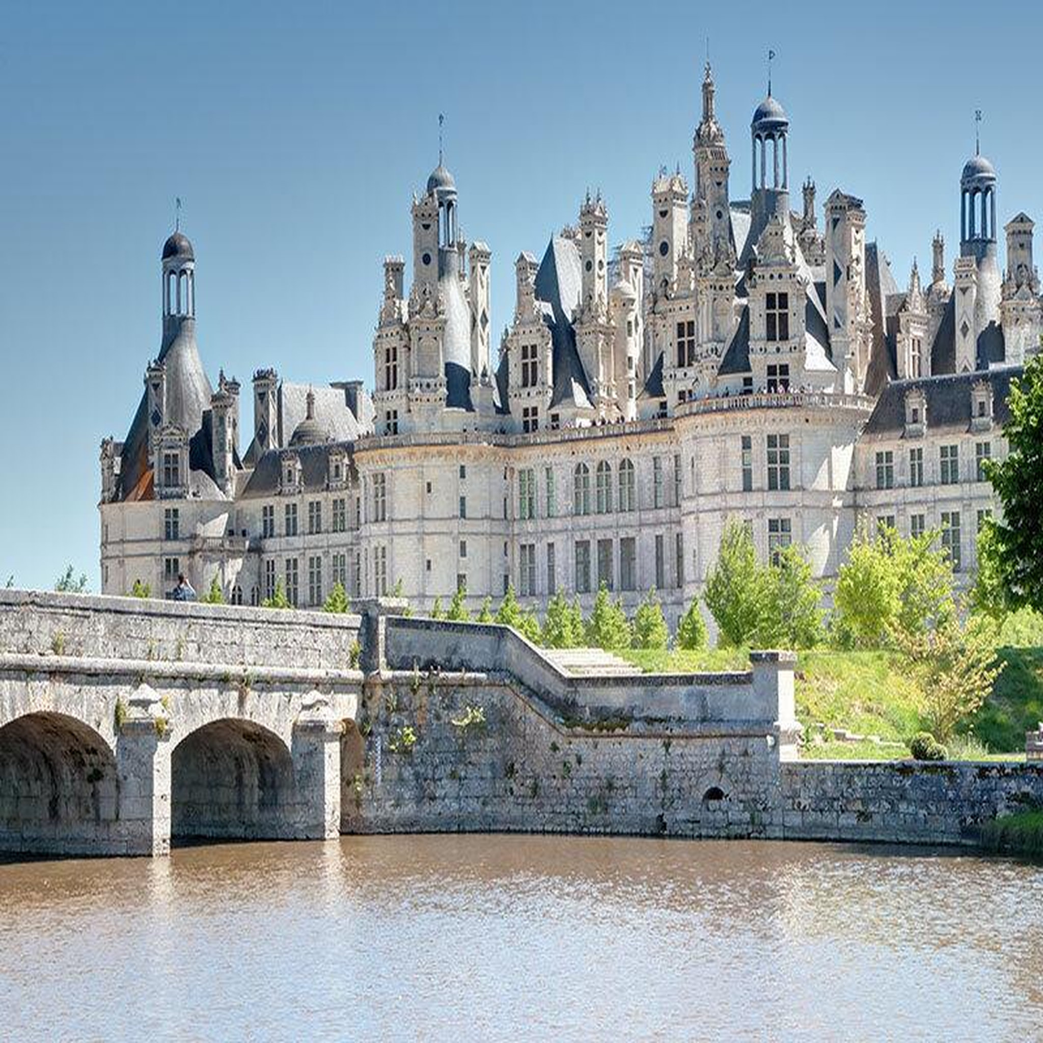 Voir la diapositive 5 : Smartbox Vol en montgolfière au-dessus des châteaux de la loire - coffret cadeau sport & aventure