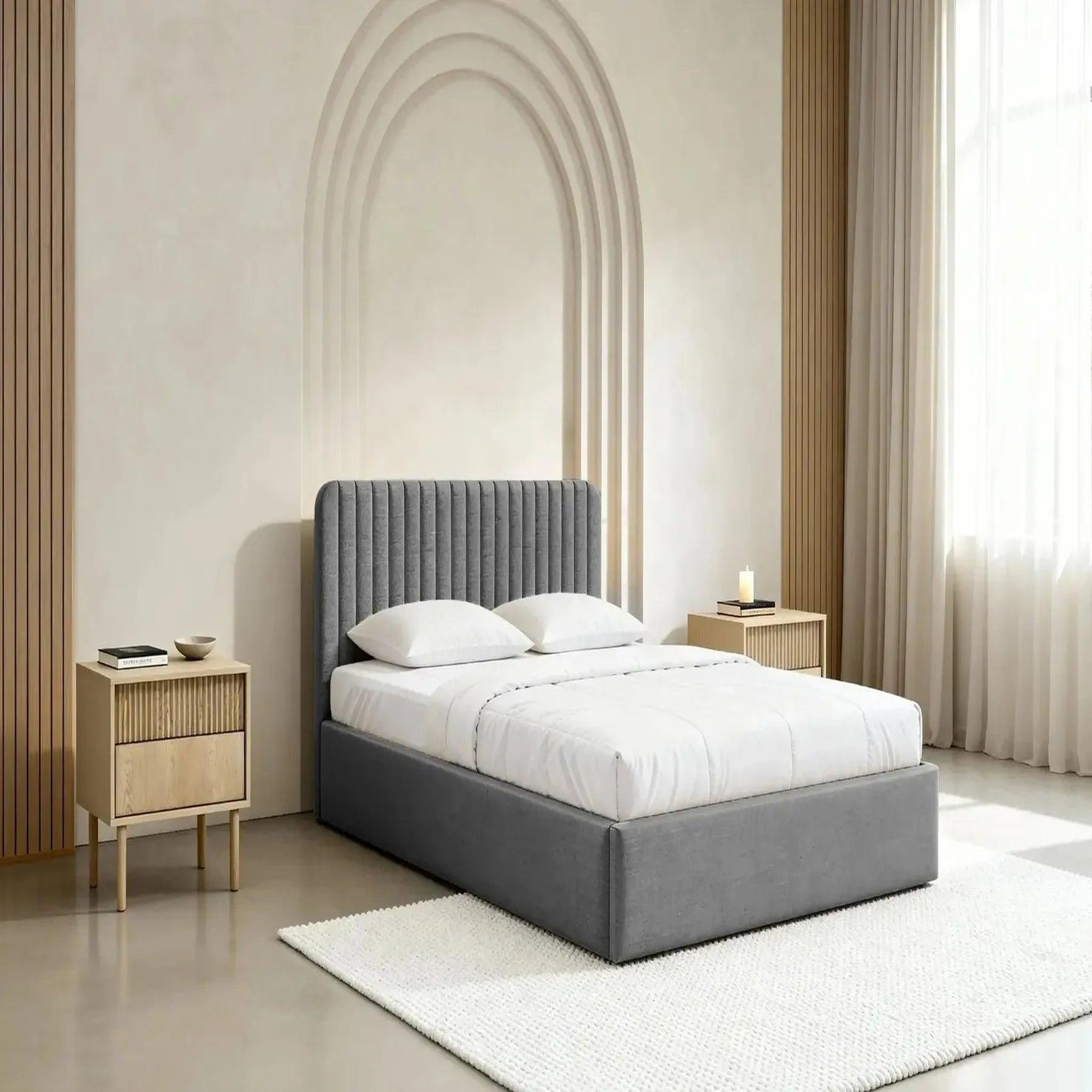 Voir la diapositive 5 : CASANOVA PARIS JEANNE - Lit coffre tissu velours