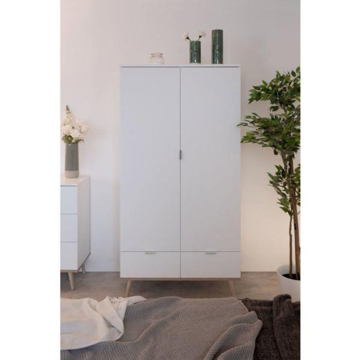 MARKET24 Armoire de chambre - GÖTEBORG 61 - Chene sonoma / Blanc - 2 portes battantes - 90 x 55 x 180 cm