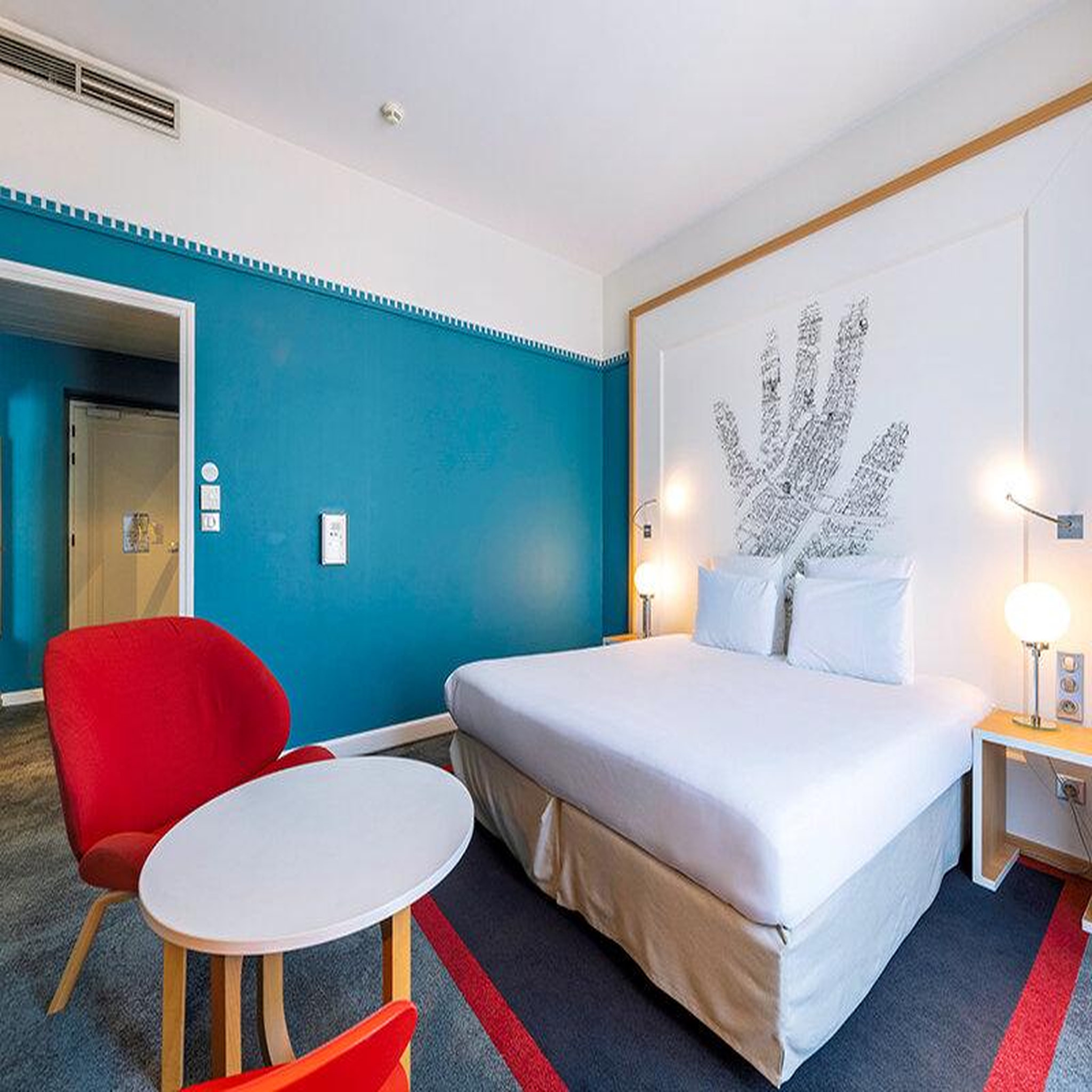 Voir la diapositive 2 : Smartbox Séjour luxueux en duo dans un hôtel mercure 4* à lyon - coffret cadeau séjour