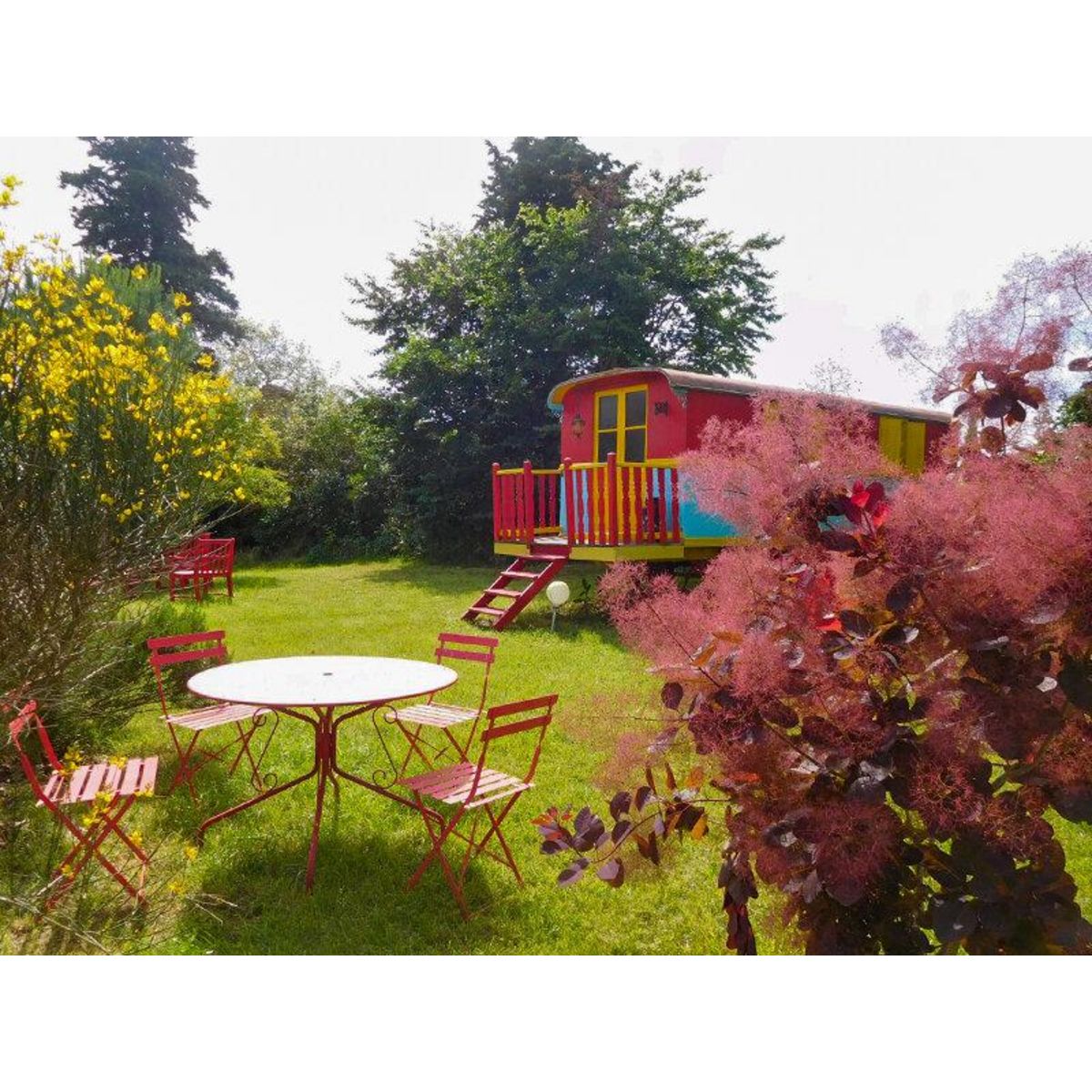 Smartbox Séjour insolite de 2 jours en roulotte de charme près de Carcassonne - Coffret Cadeau Séjour