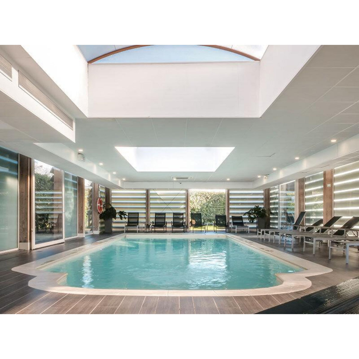 Smartbox 1h d'accès au Spa by Sothys en hôtel 4* avec massage californien pour 2 près de Paris - Coffret Cadeau Bien-être