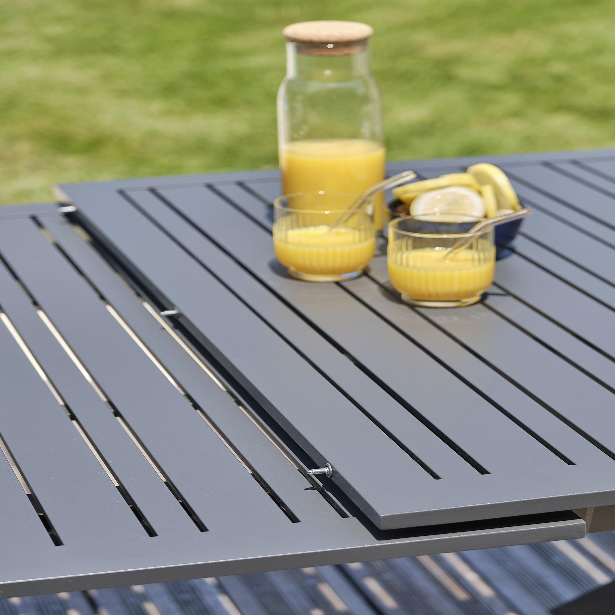 Voir la diapositive 6 : DCB GARDEN Table de jardin en aluminium