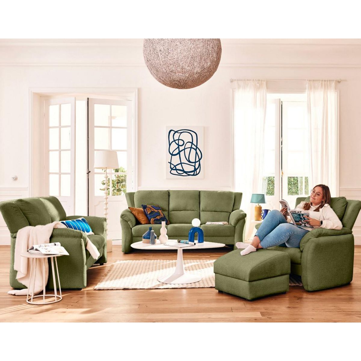 LISA DESIGN Bastille - fauteuil en tissu velours relief