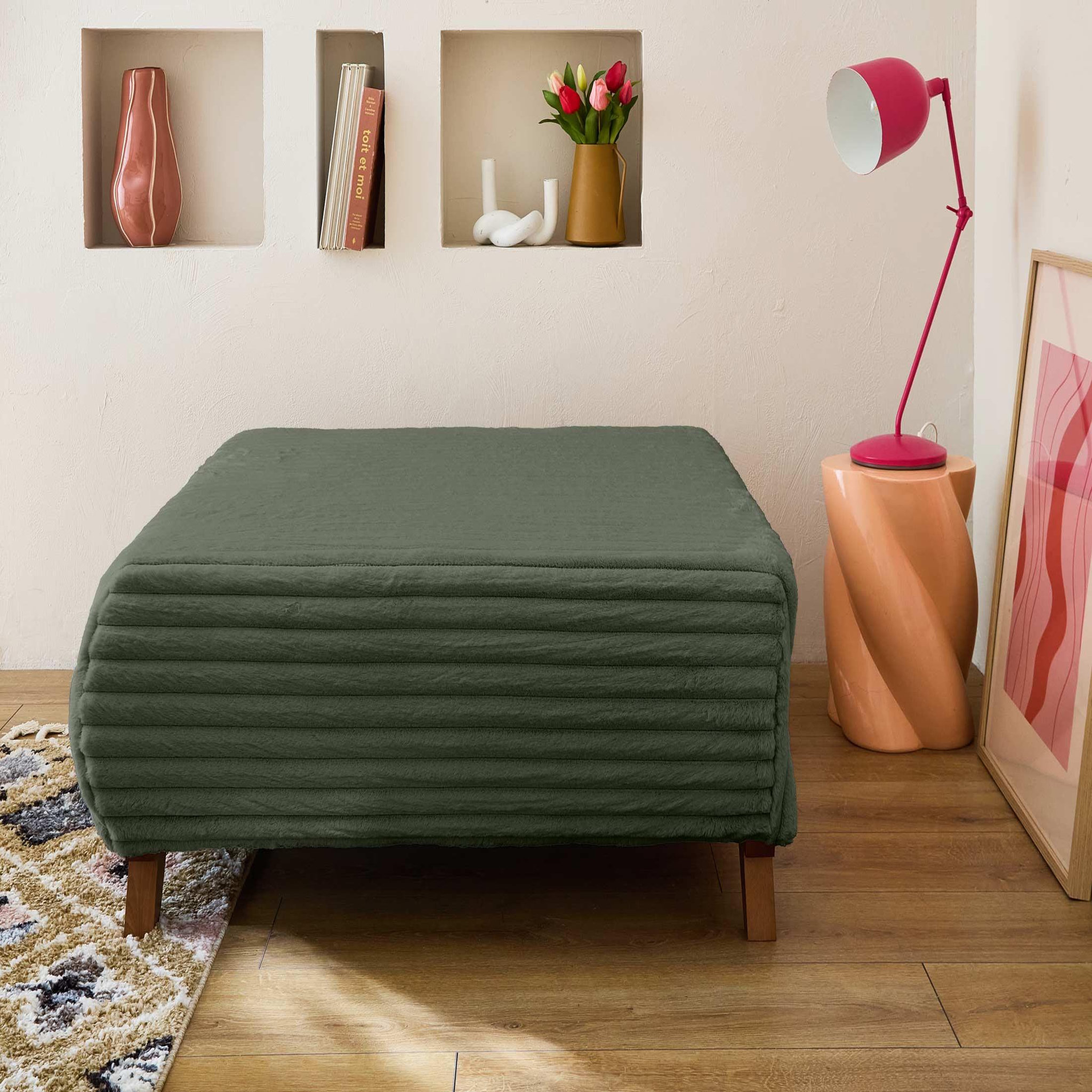 Voir la diapositive 2 : BEST MOBILIER Cristal - pouf modulable - 95 cm - en fausse fourrure côtelée