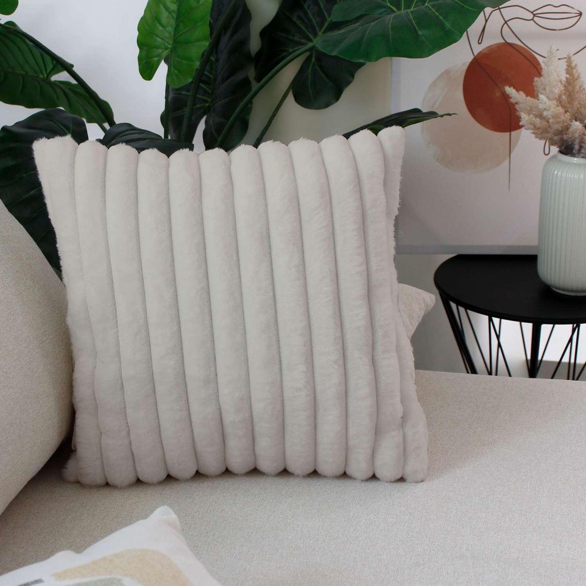 TOILINUX Coussin SELA imitiation fourrure