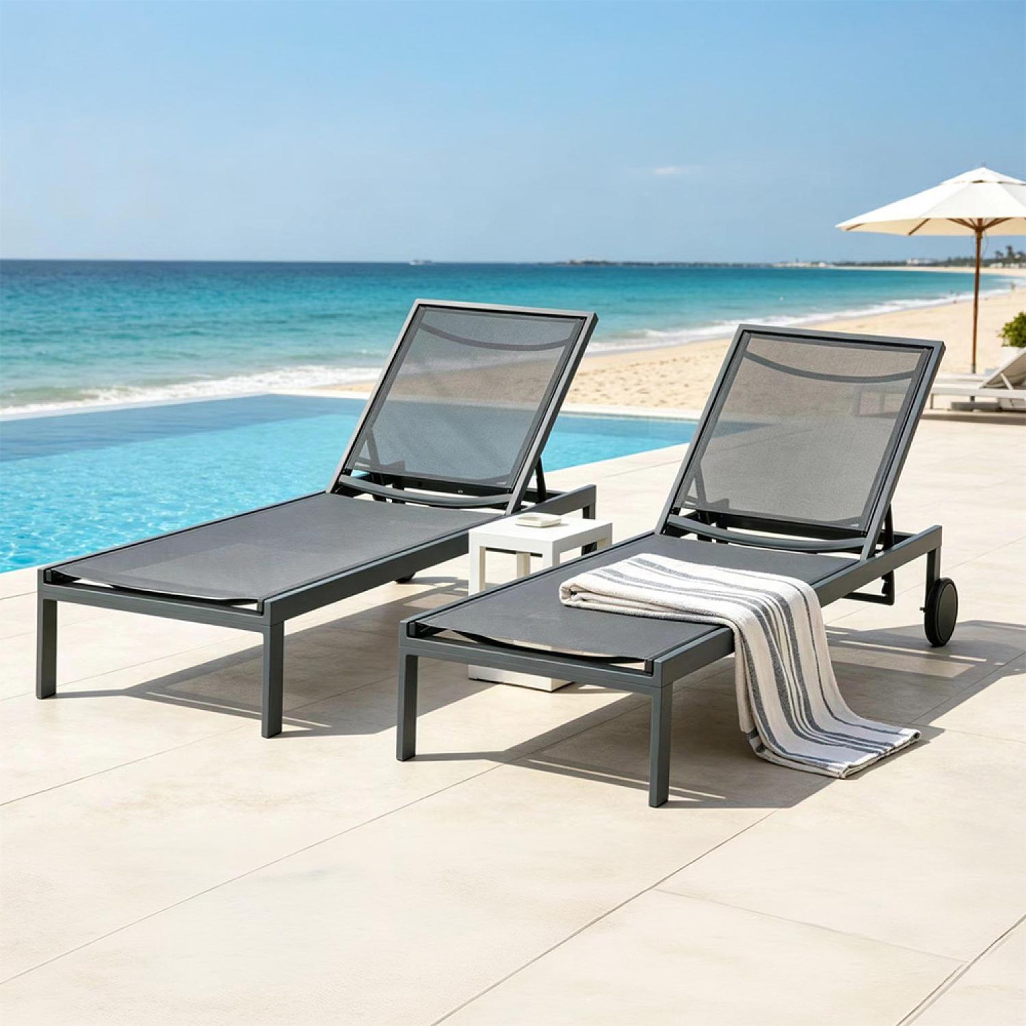 Voir la diapositive 4 : CONCEPT USINE Lot de 2 bains de soleil inclinables gris foncé avec roues en aluminium cuba