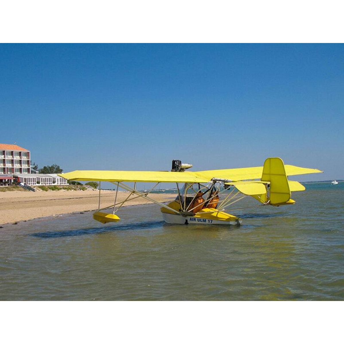 Smartbox 1h de vol en ULM hydravion près de La Rochelle - Coffret Cadeau Sport & Aventure