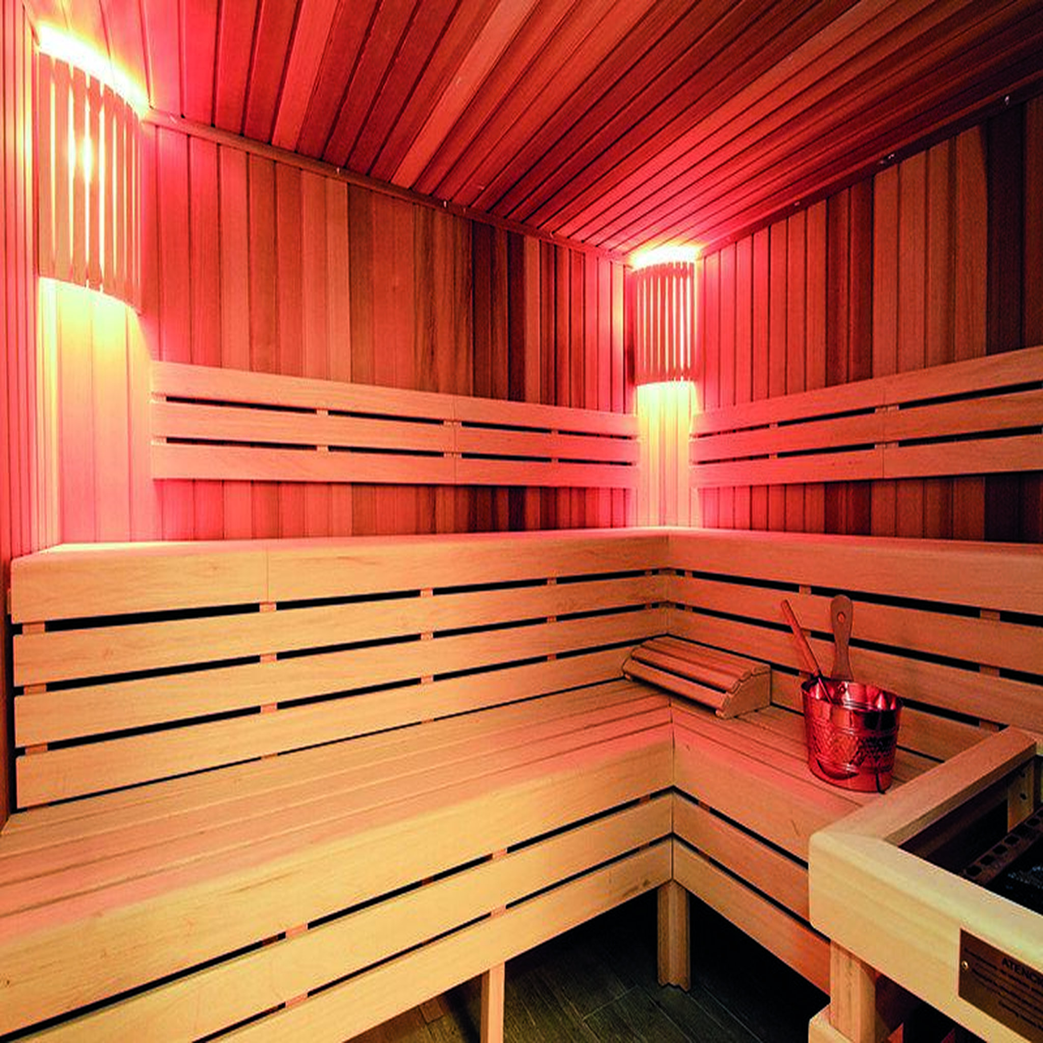 Voir la diapositive 3 : Smartbox Séjour de 3 jours dans un hôtel 5* avec piscine au centre de rouen - coffret cadeau séjour