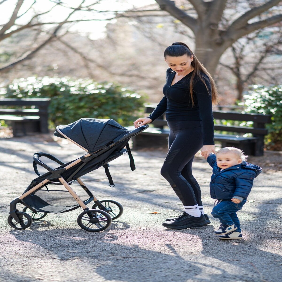 BEBELISSIMO Poussette Bébé Canne Ultra Compacte – Légère – Pliage à Une Main – Noix - noir