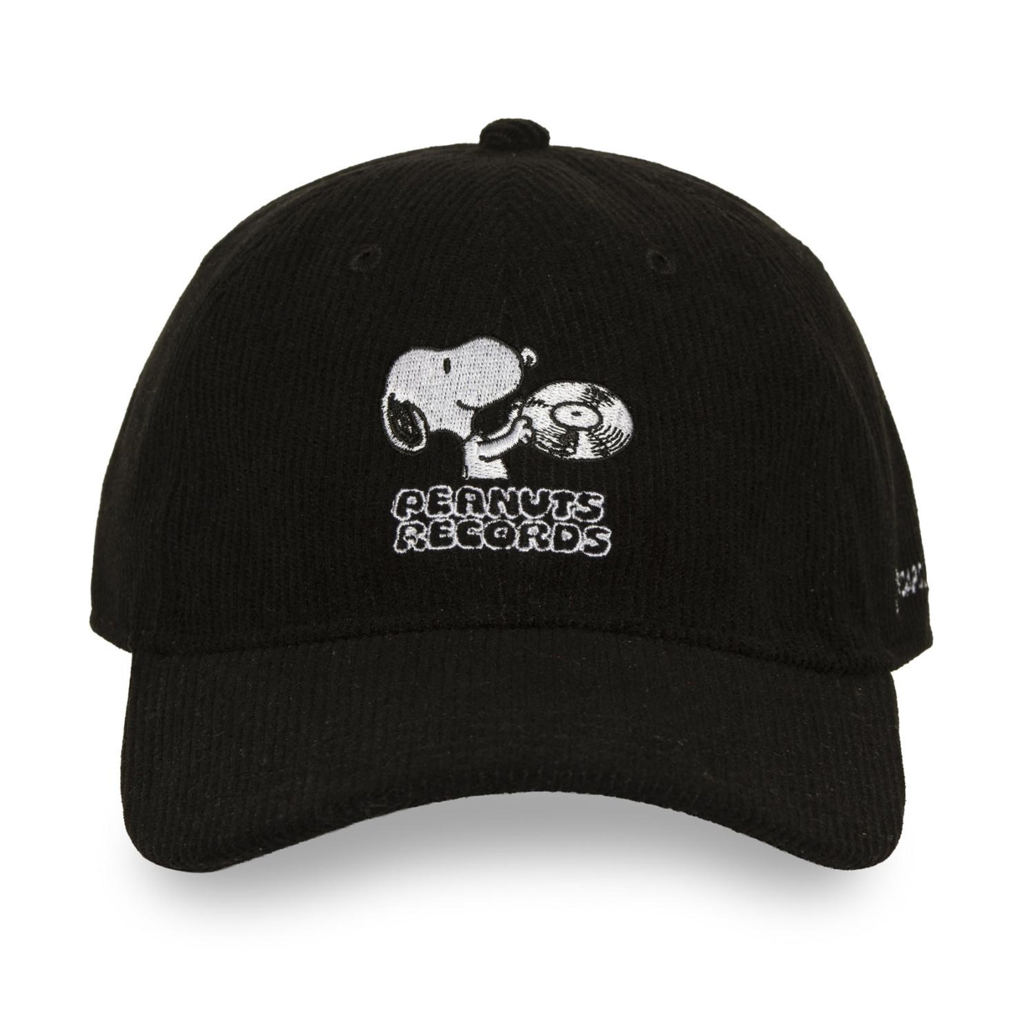 Voir la diapositive 2 : CAPSLAB Casquette Dad cap velours avec broderie Peanuts Records