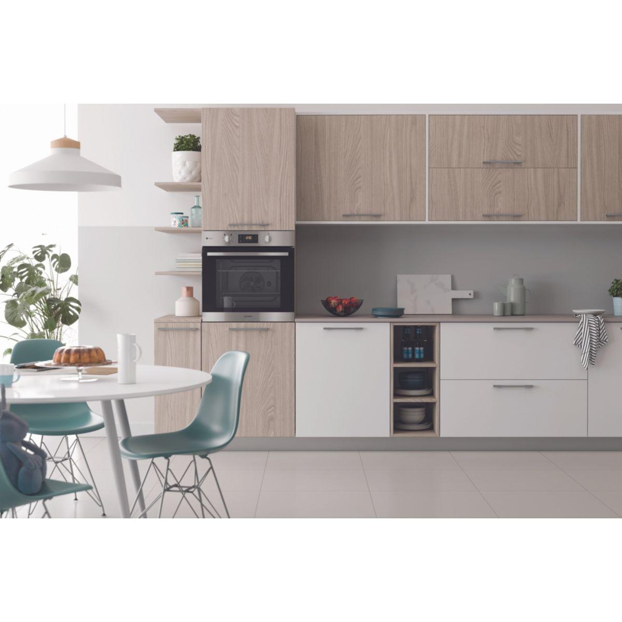 Voir la diapositive 3 : Indesit Four encastrable fonction vapeur IFWS6540CIX