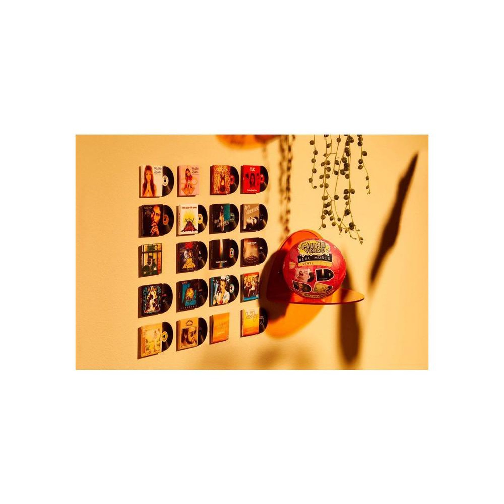 Voir la diapositive 3 : Coffret mini vinyles Real Music avec porte-clés et 4 disques, multicolore