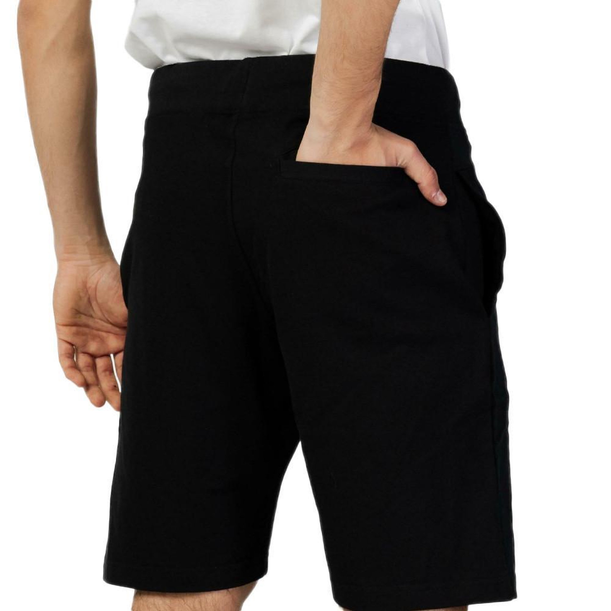 Voir la diapositive 3 : SERGIO TACCHINI Short noir homme sergio tacchini fluo