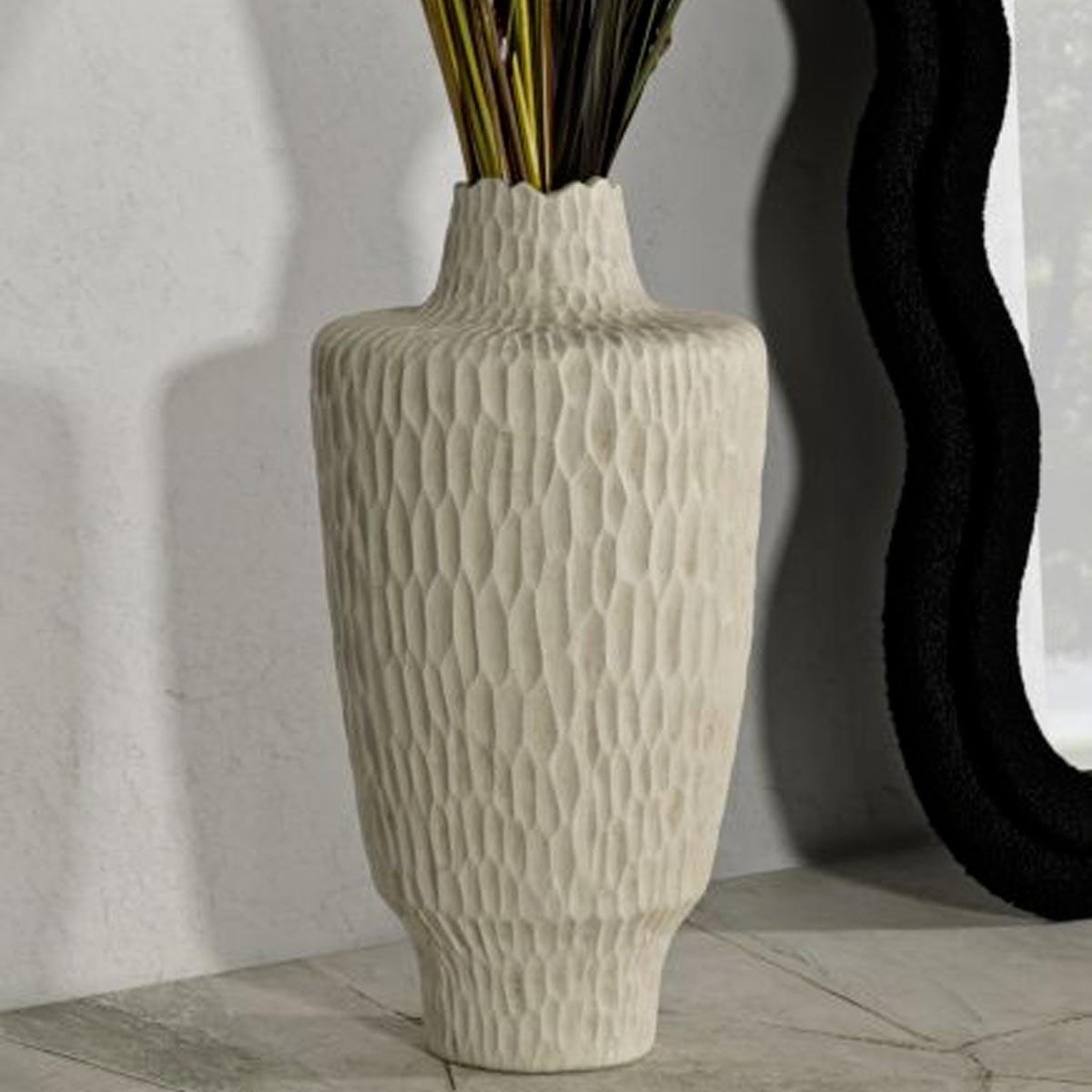 Voir la diapositive 5 : Paris Prix Vase design  shade  57cm crème