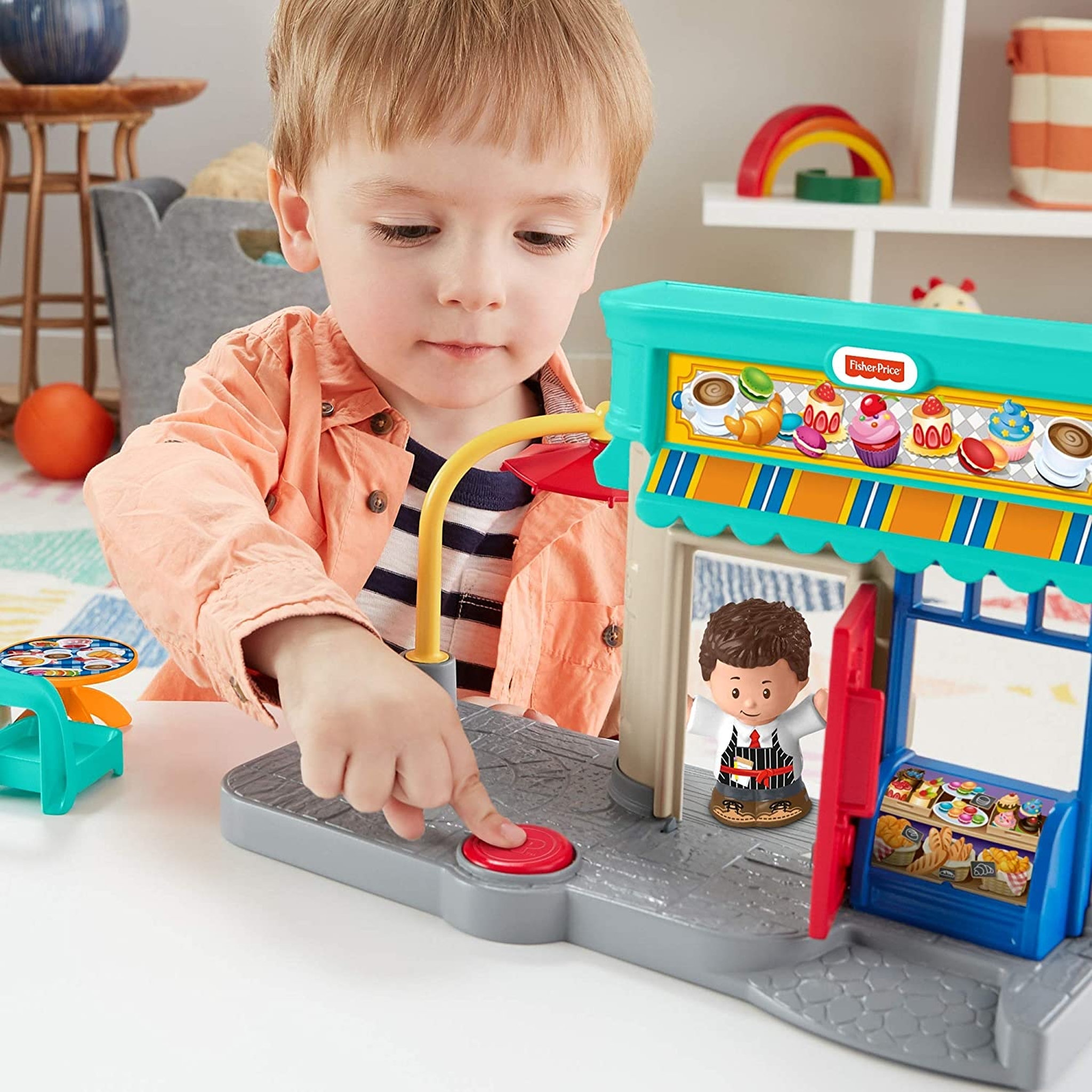 Voir la diapositive 2 : MATTEL Café boulangerie Little People