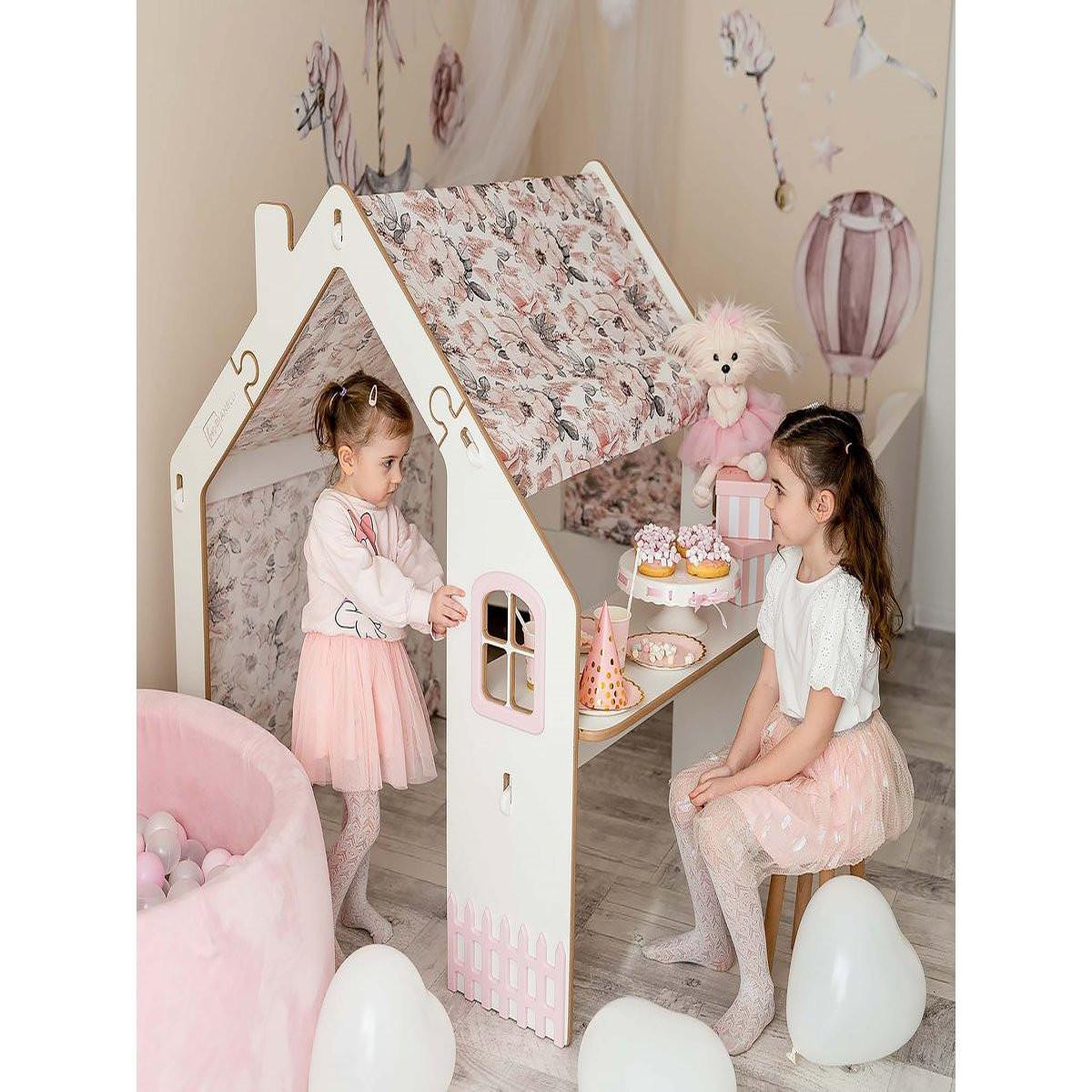 Voir la diapositive 2 : Habitat et Jardin Maisonnette pour enfant en bois  bianelli  avec bureau - 114 x 93 x 120 cm - blanc / rose