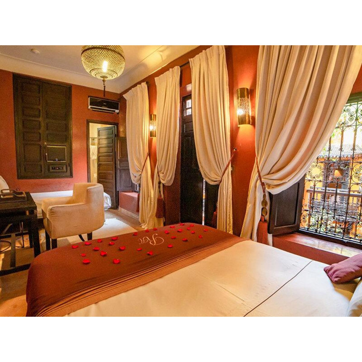 Smartbox 3 jours en riad avec hammam et excursion en dromadaire dans la Palmeraie de Marrakech - Coffret Cadeau Séjour