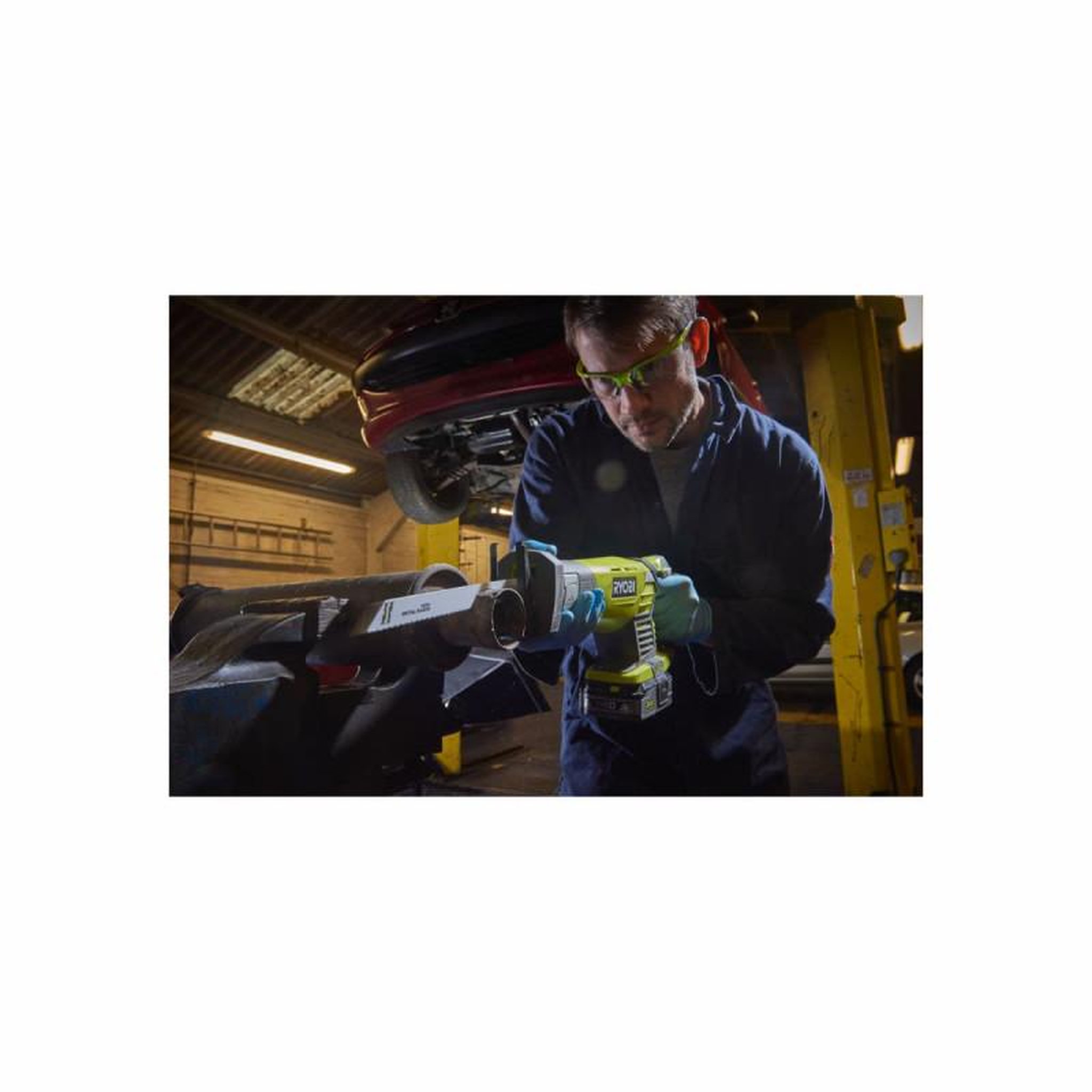 Voir la diapositive 2 : Ryobi Scie sabre RYOBI 18V One+ - sans batterie ni chargeur RRS1801M