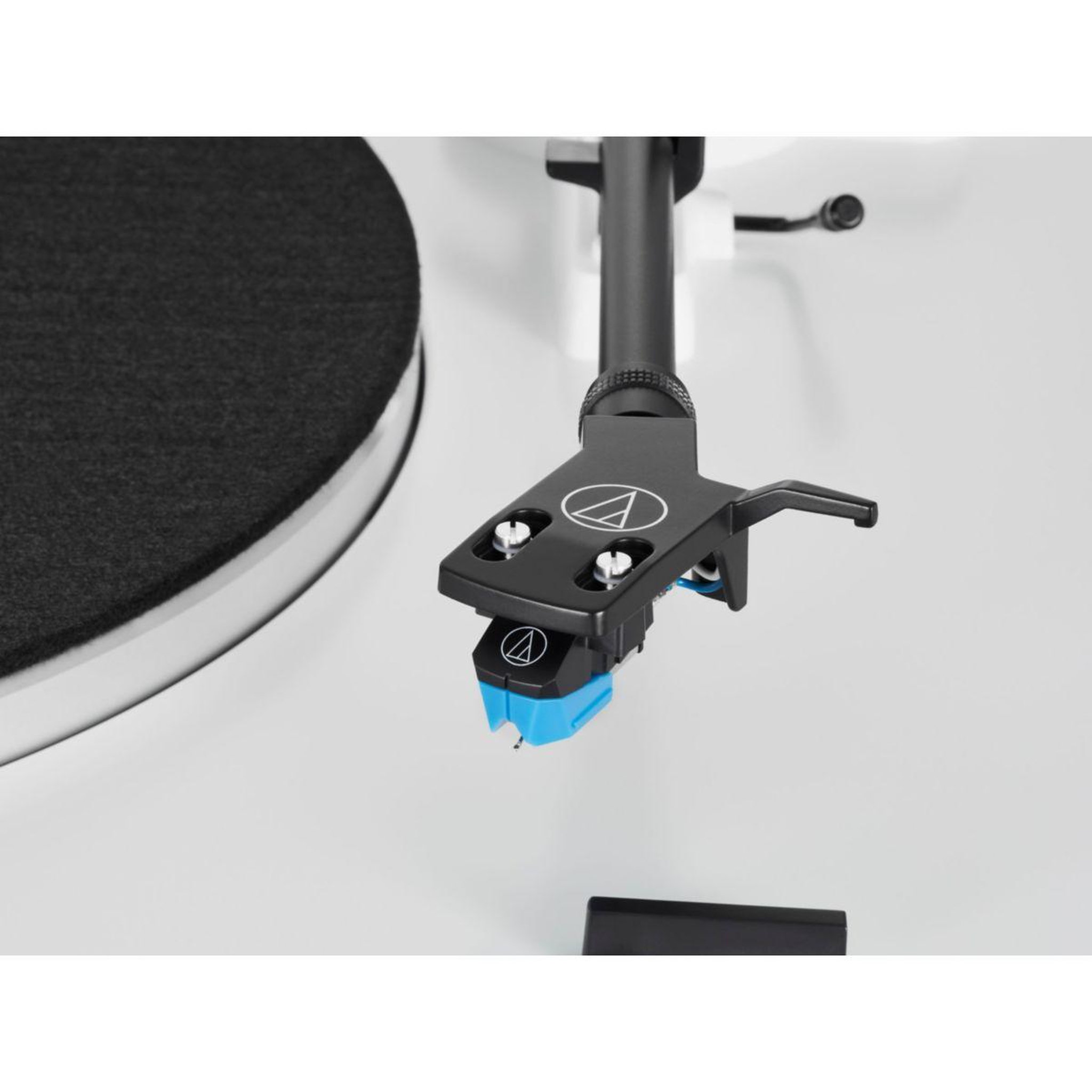 Voir la diapositive 5 : Audio-technica Platine vinyle AT-LP3XBTWH