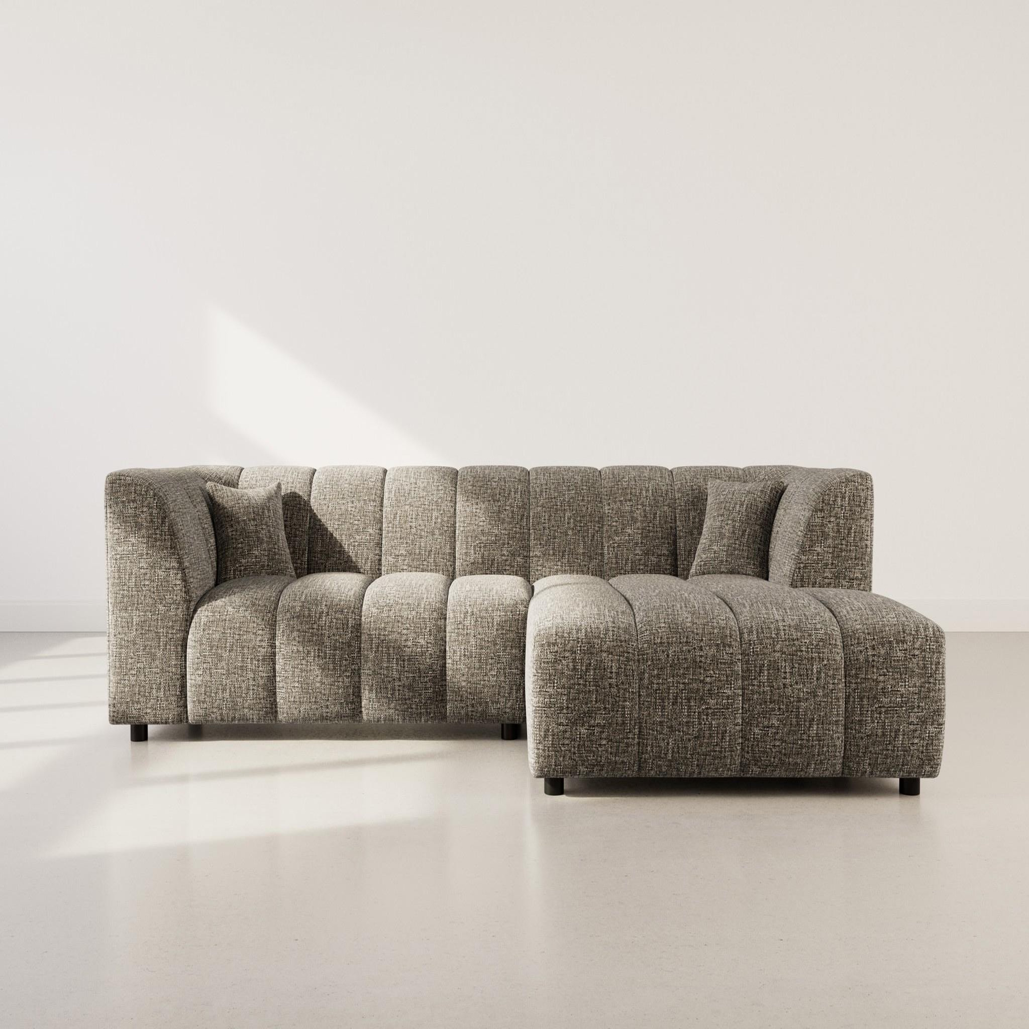 Voir la diapositive 2 : LISA DESIGN Curtis - canapé d'angle droit 4 places avec accoudoir en tissu texturé