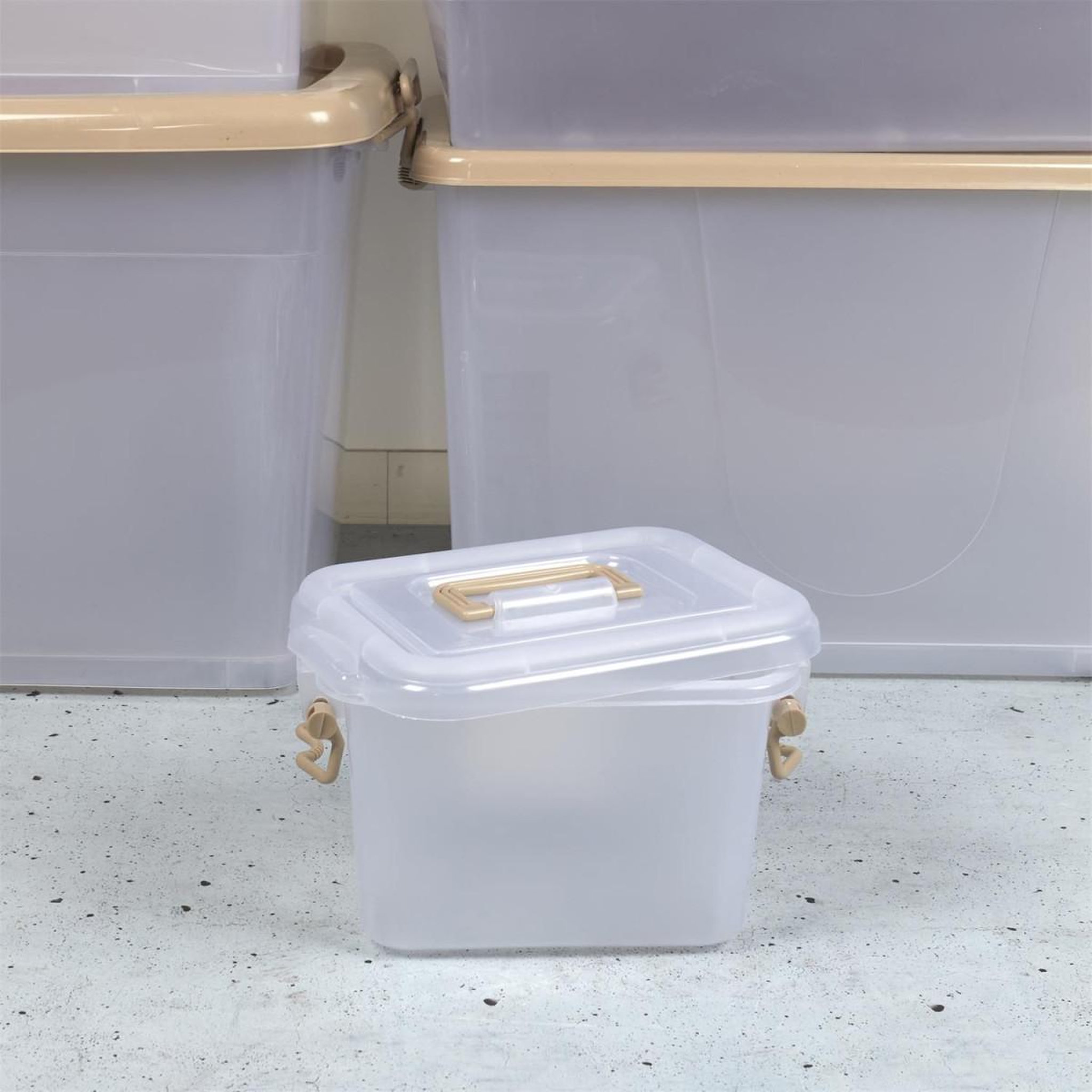 Voir la diapositive 3 : Je cherche une idee Boîte de rangement avec poignée  lia  5l transparent