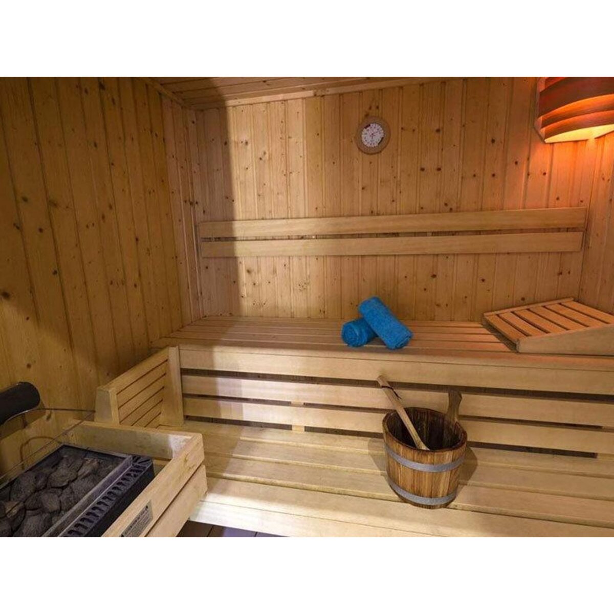 Smartbox Massage et accès à l'espace bien-être de l'hôtel 4* Best Western de Grasse - Coffret Cadeau Bien-être