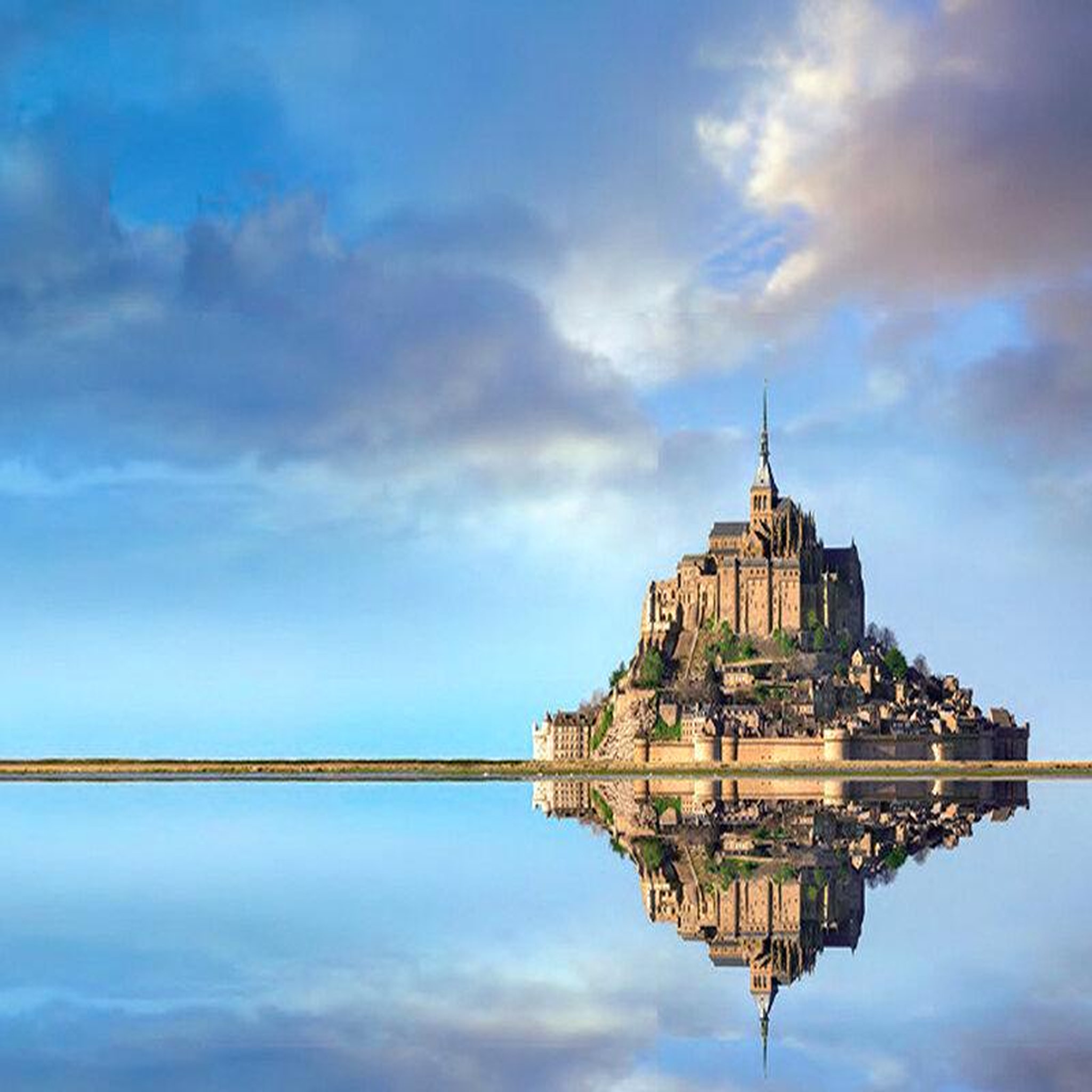 Voir la diapositive 4 : Smartbox 2 jours avec accès au spa et soin hydromassage près du mont-saint-michel - coffret cadeau séjour